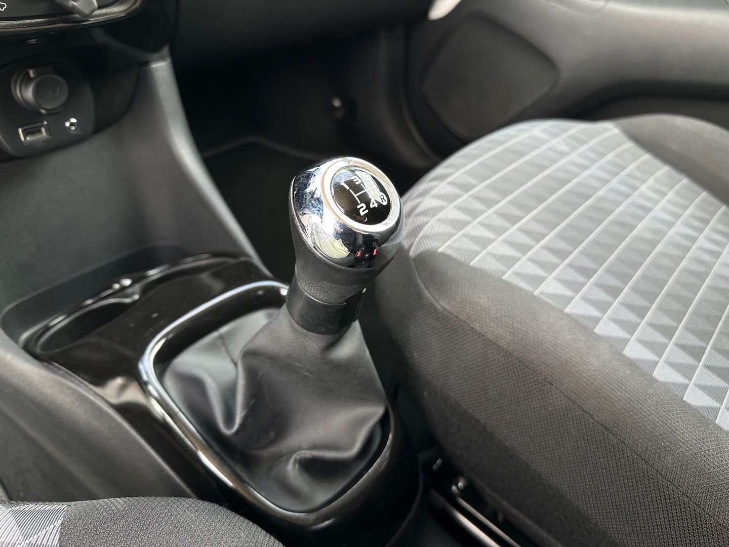 Peugeot 108 VTi Active 53 kW (72 CV)
