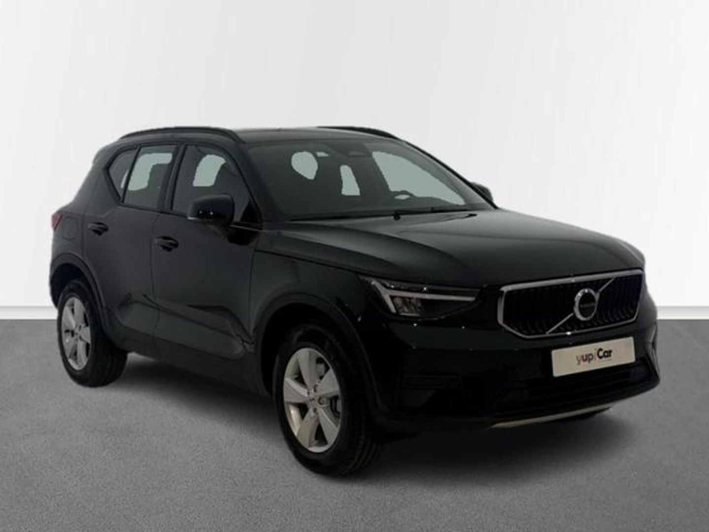 Volvo XC40 B3 G Essential Auto 120 kW (163 CV) Negro All Terrain / Pick-up