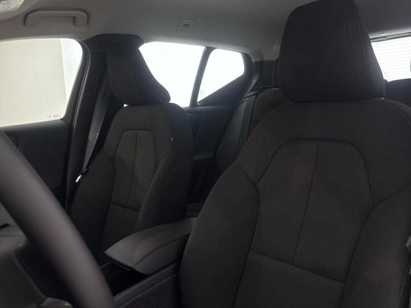 Volvo XC40 B3 G Essential Auto 120 kW (163 CV)