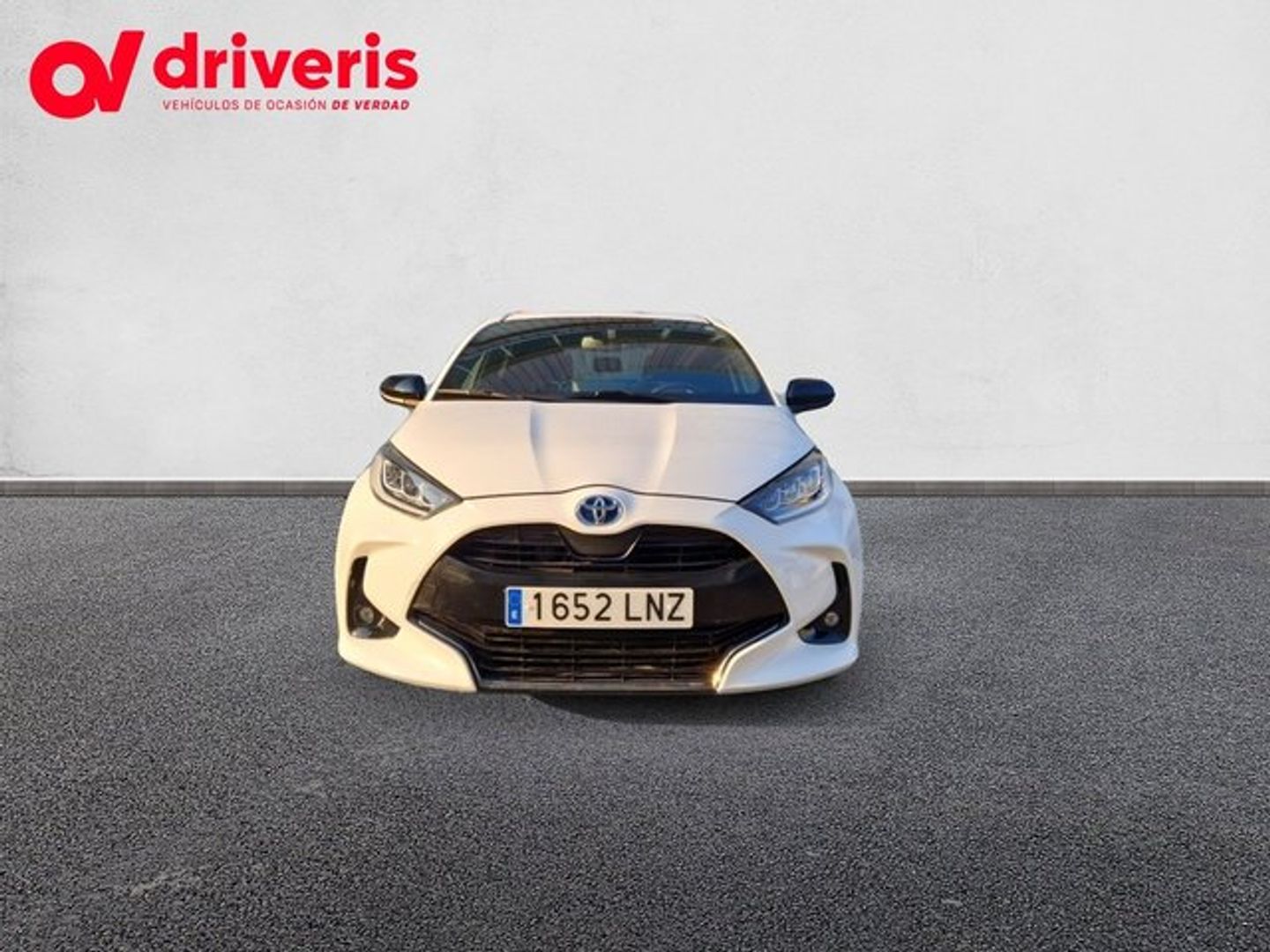 Toyota Yaris 120H Style 85 kW (116 CV) Blanco Compact