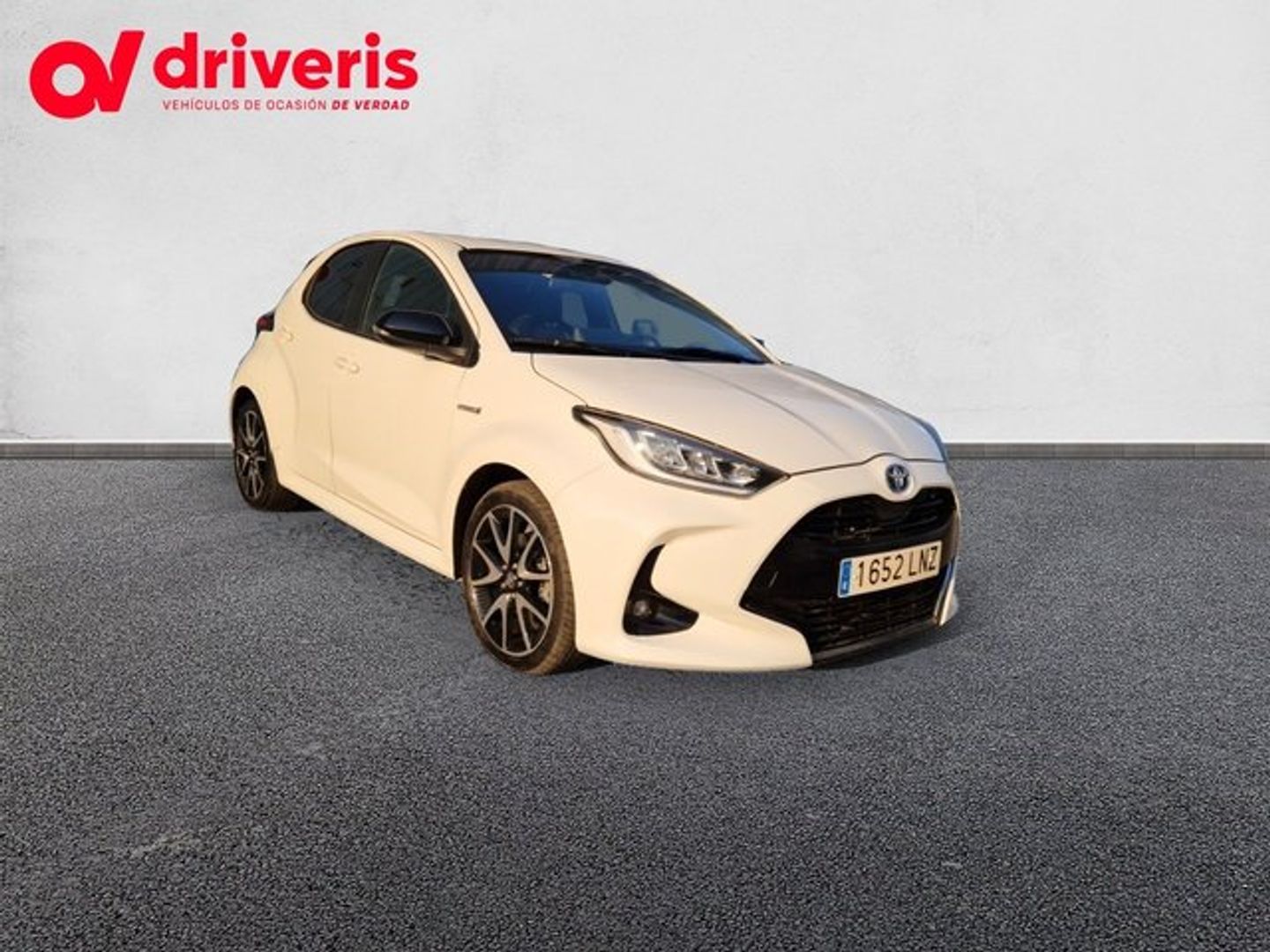 Toyota Yaris 120H Style 85 kW (116 CV) Blanco Compact