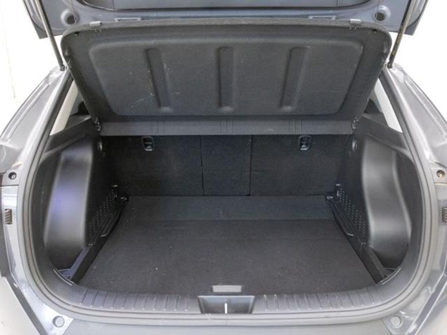 Hyundai Kona 1.6 GDI HEV Maxx DCT 104 kW (141 CV)