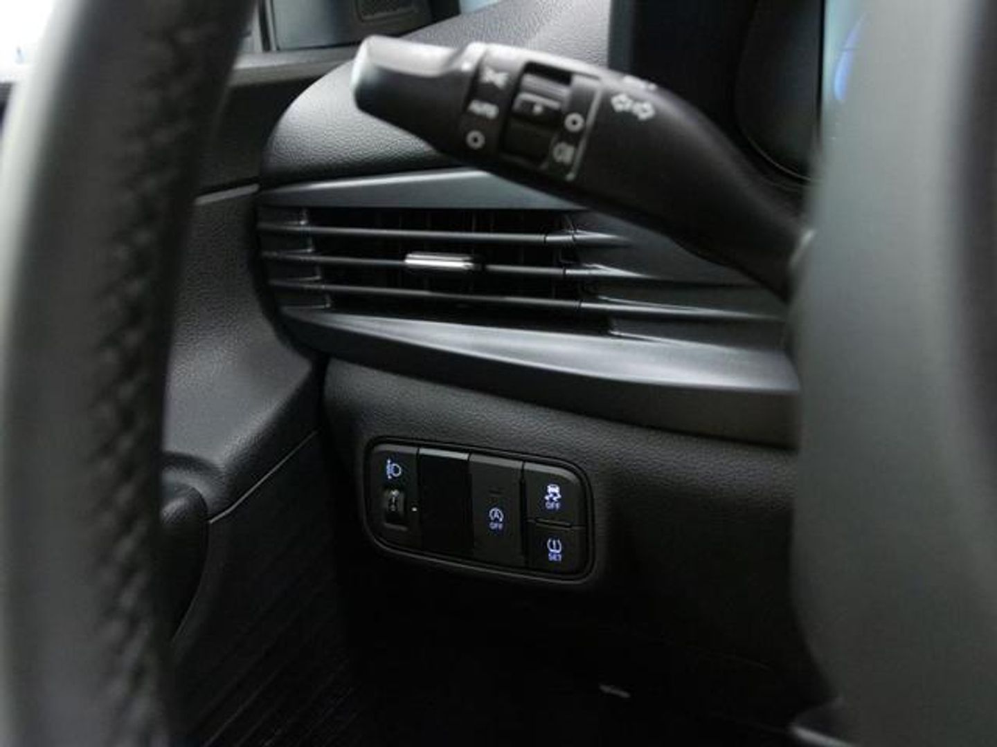 Hyundai i20 1.2 MPI Essence 62 kW (84 CV)