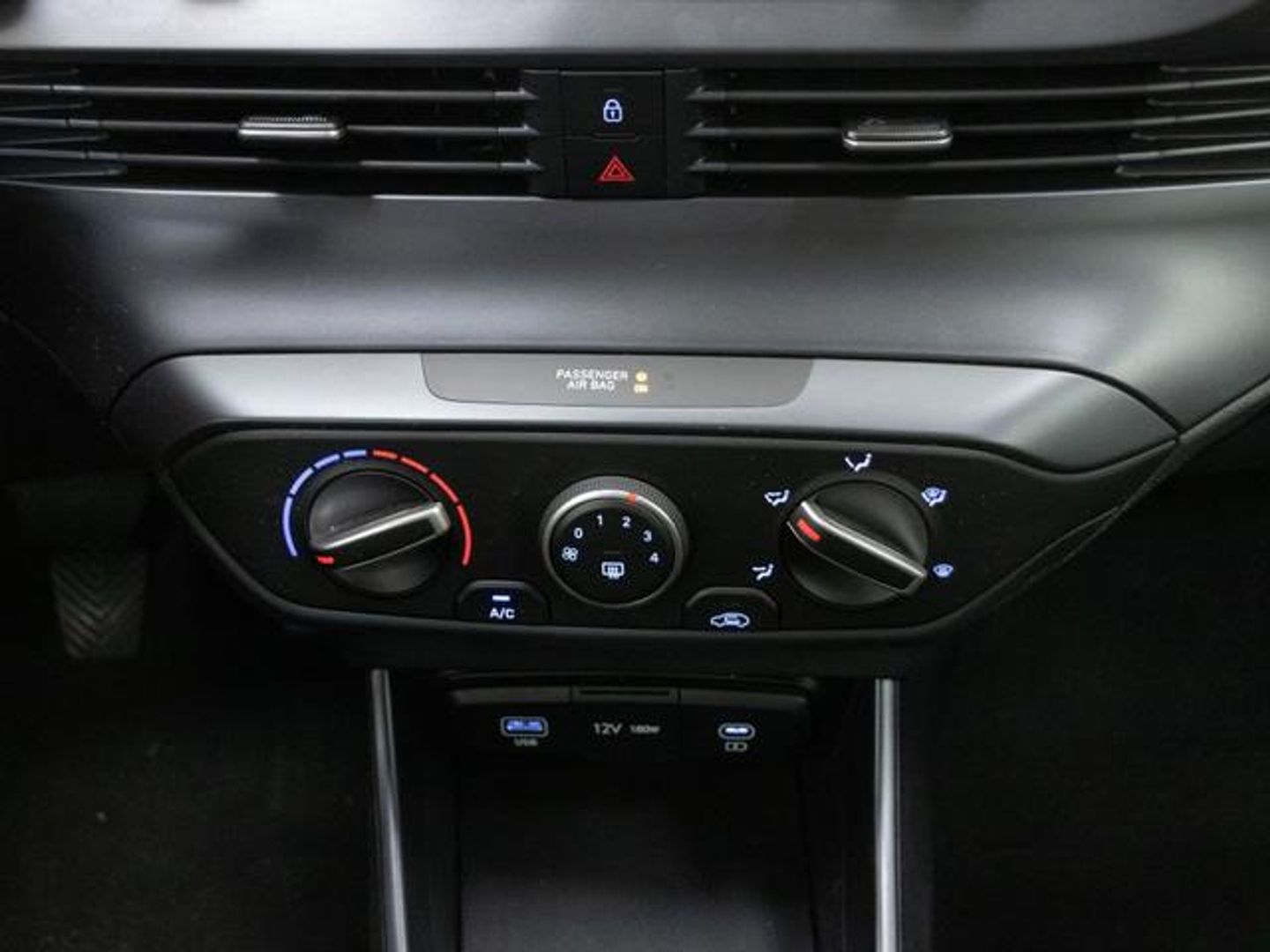 Hyundai i20 1.2 MPI Essence 62 kW (84 CV)