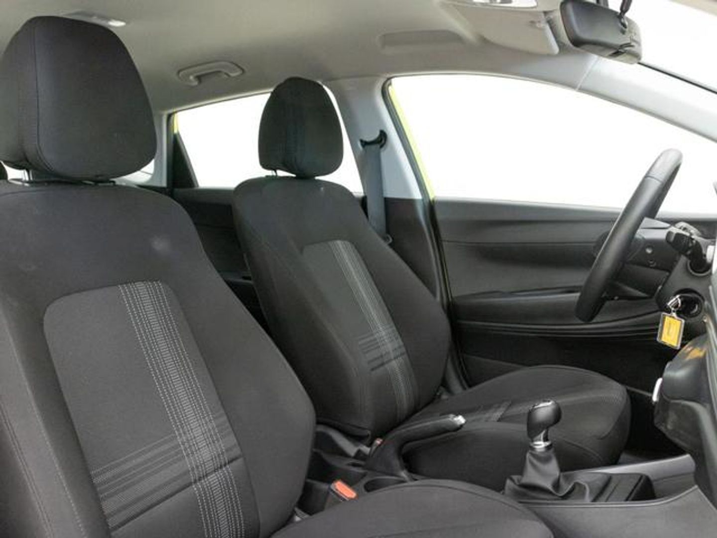 Hyundai i20 1.2 MPI Essence 62 kW (84 CV)