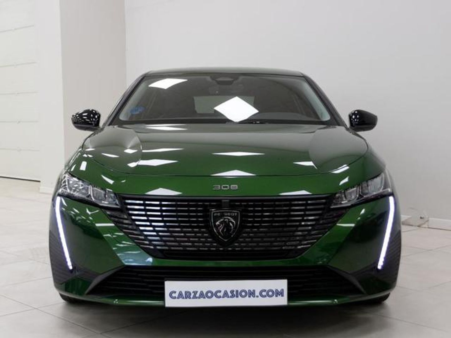 Peugeot 308 Hybrid Allure eEAT8 132 kW (180 CV) Verde Sedan