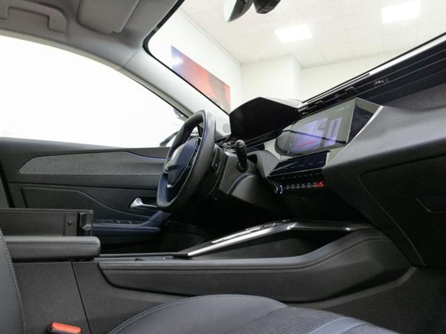 Peugeot 308 Hybrid Allure eEAT8 132 kW (180 CV) Verde Sedan