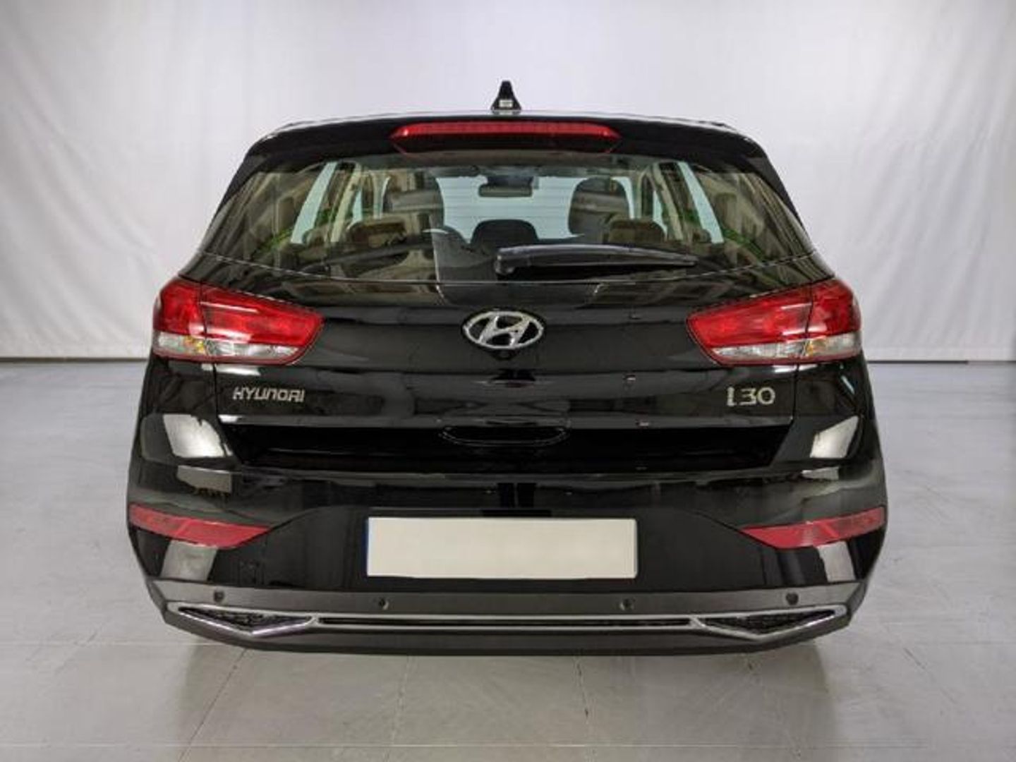 Hyundai i30 1.5 DPI Klass SLX 81 kW (110 CV) Negro Sedan