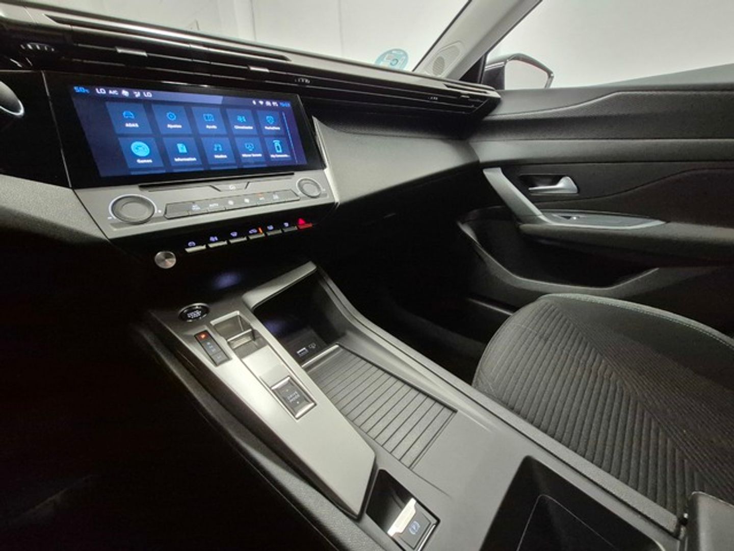 Peugeot 308 PureTech 130 S&S Style EAT8 96 kW (130 CV)