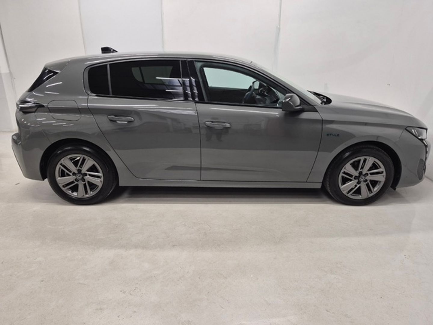 Peugeot 308 PureTech 130 S&S Style EAT8 96 kW (130 CV)
