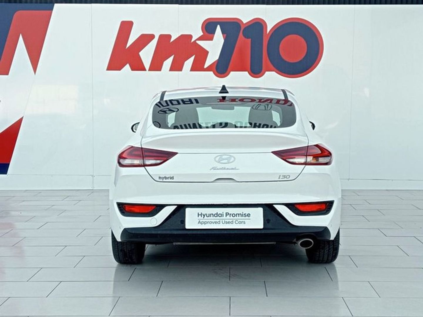 Hyundai i30 Fastback 1.0 TGDI 48V Klass 74 kW (100 CV) Blanco Compact