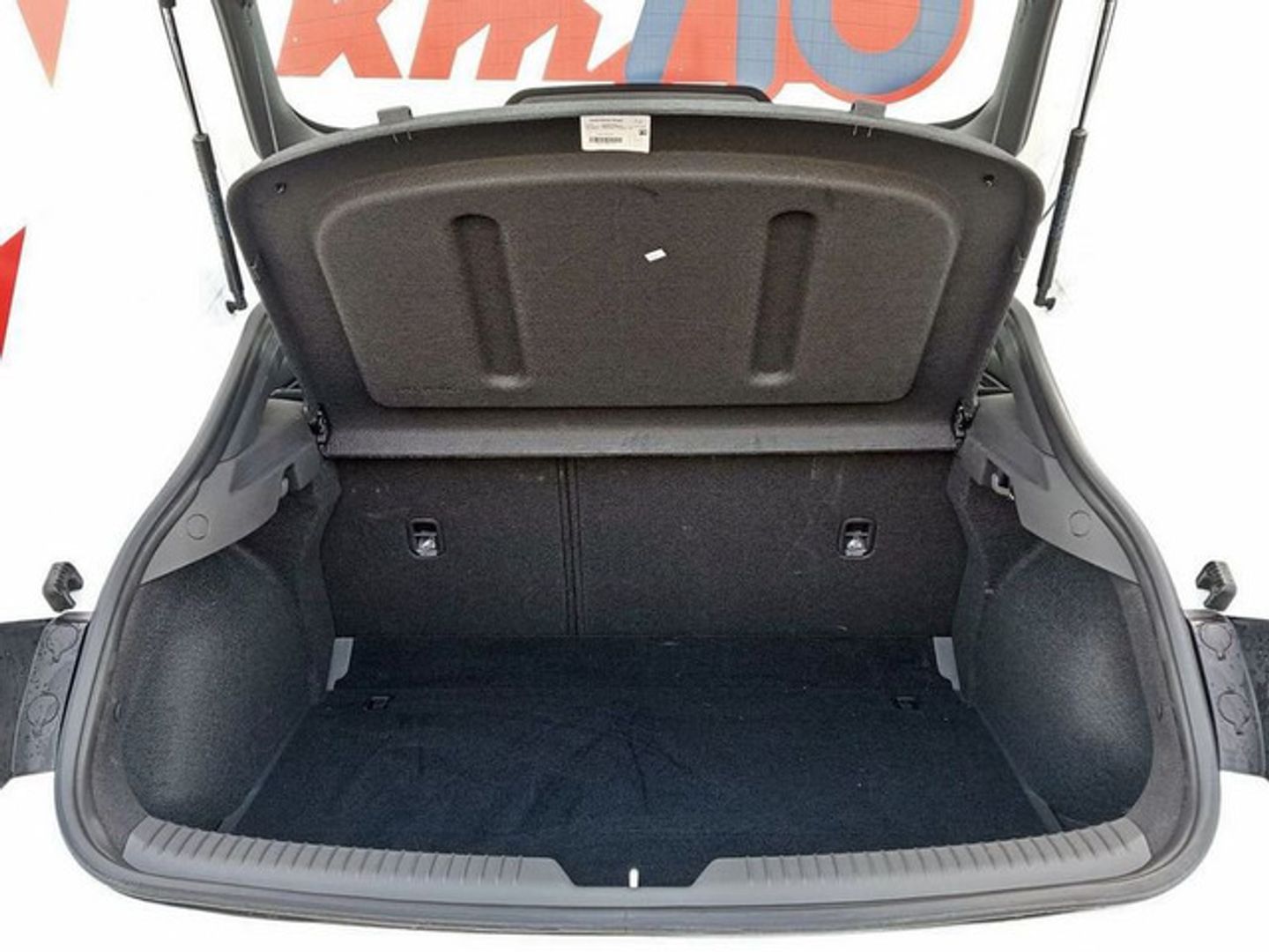 Hyundai i30 Fastback 1.0 TGDI 48V Klass 74 kW (100 CV) Blanco Compact