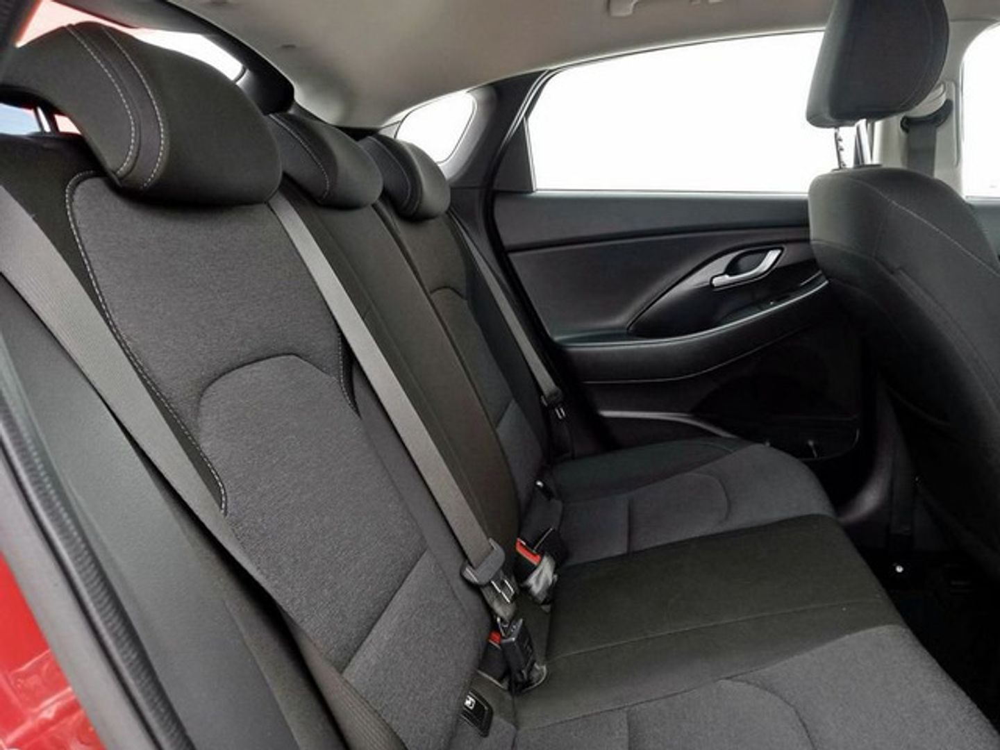 Hyundai i30 Fastback 1.0 TGDI Klass LRR 88 kW (120 CV) Rojo Compact