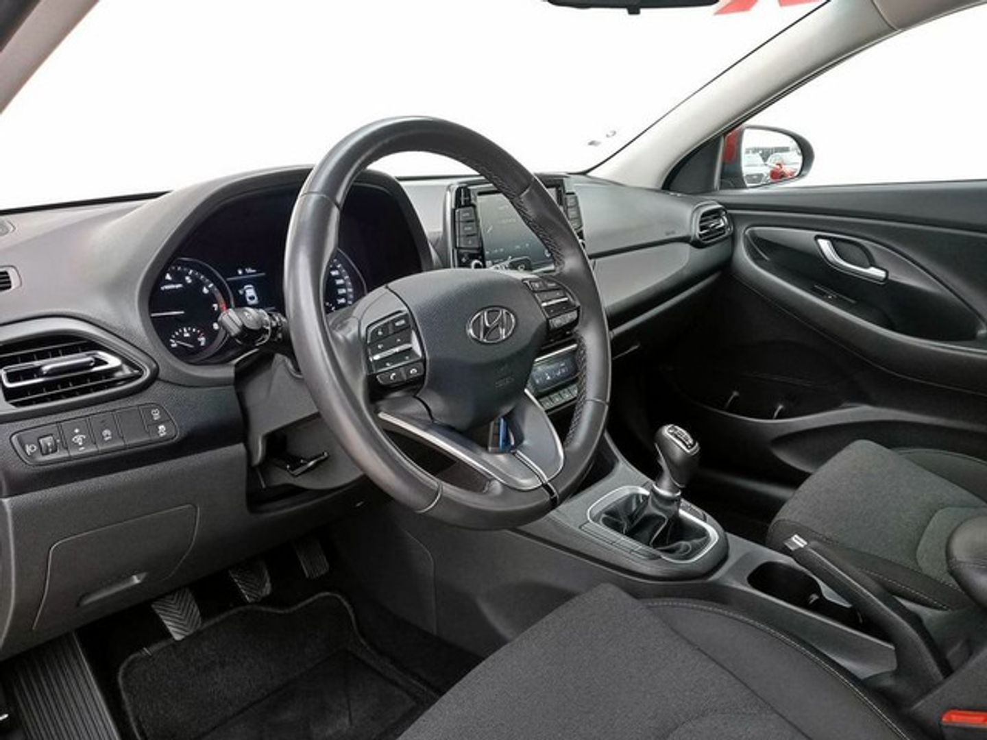 Hyundai i30 Fastback 1.0 TGDI Klass LRR 88 kW (120 CV) Rojo Compact