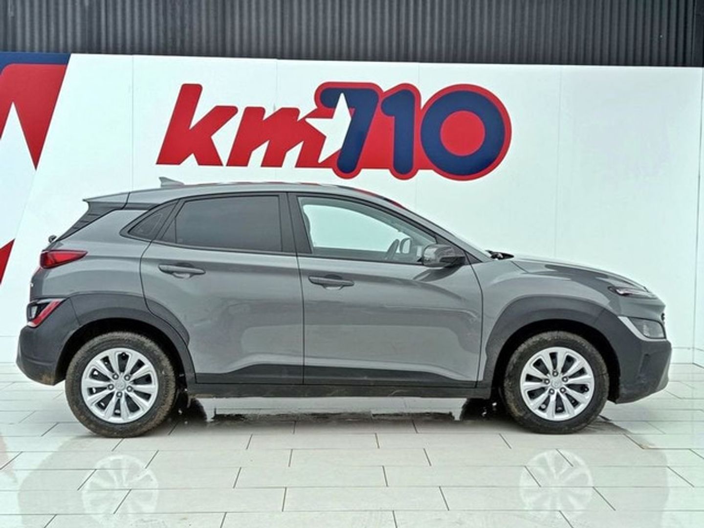 Hyundai Kona 1.0 TGDI Klass 4x2 88 kW (120 CV) Gris All Terrain / Pick-up