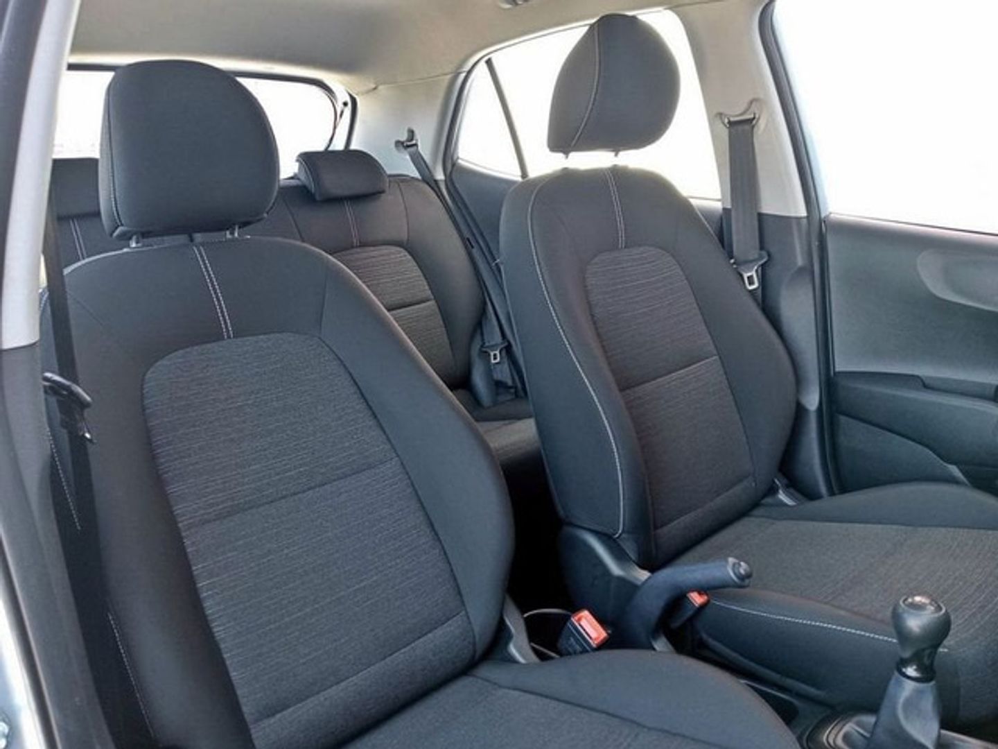 Kia Picanto 1.0 CVVT Concept 49 kW (67 CV) Gris Plata Utilitarian