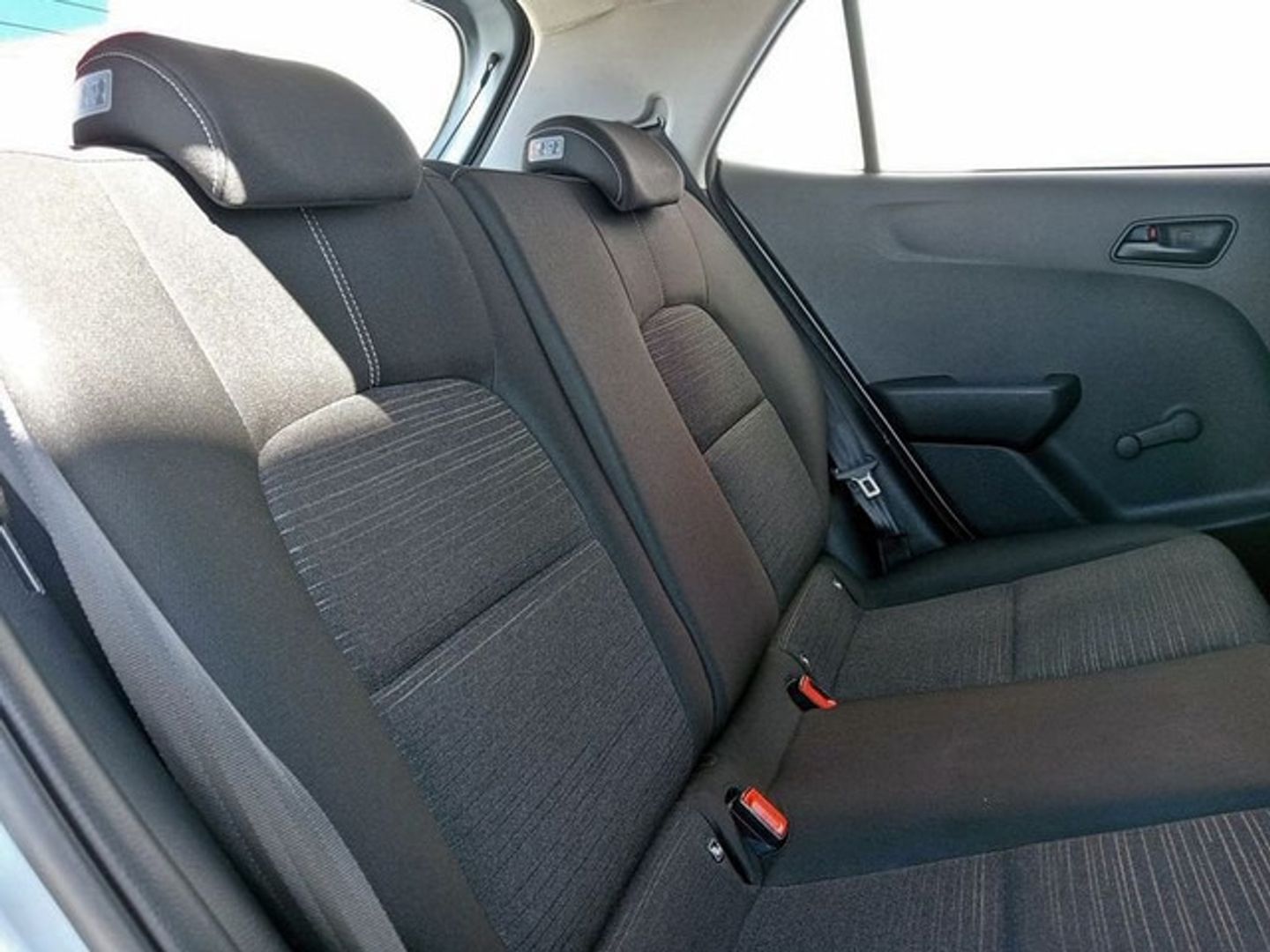 Kia Picanto 1.0 CVVT Concept 49 kW (67 CV) Gris Plata Utilitarian