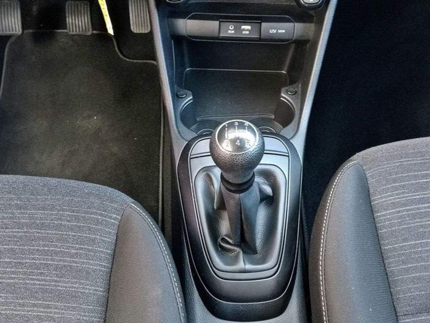 Kia Picanto 1.0 CVVT Concept 49 kW (67 CV) Gris Plata Utilitarian