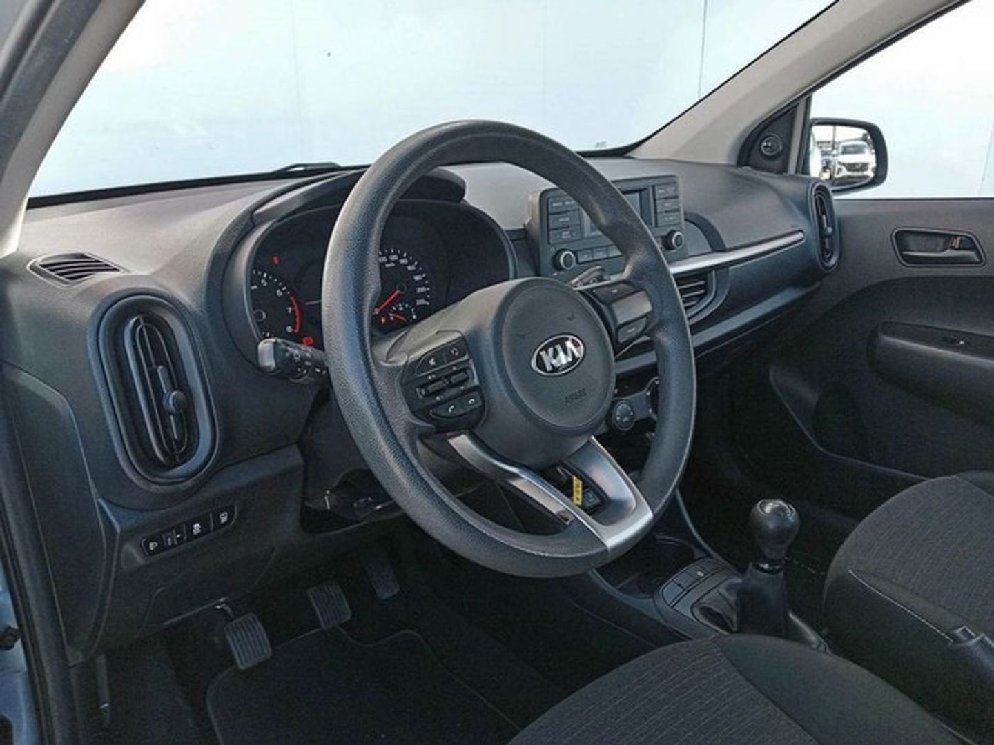 Kia Picanto 1.0 CVVT Concept 49 kW (67 CV) Gris Plata Utilitarian