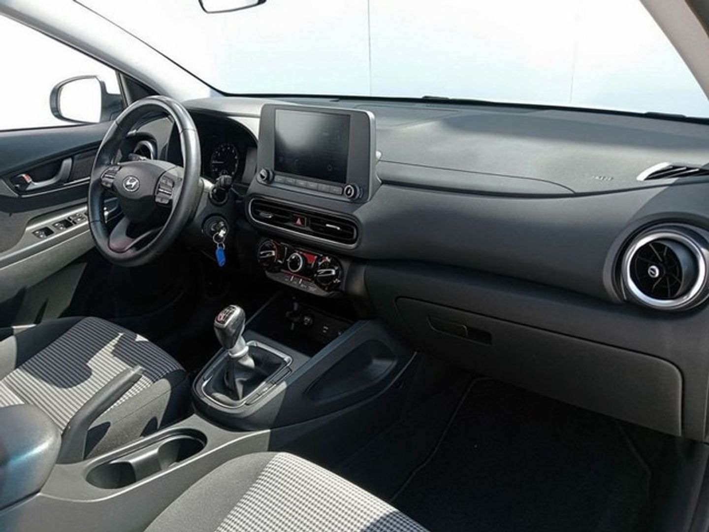 Hyundai Kona 1.0 TGDI Klass 4x2 88 kW (120 CV) Blanco All Terrain / Pick-up