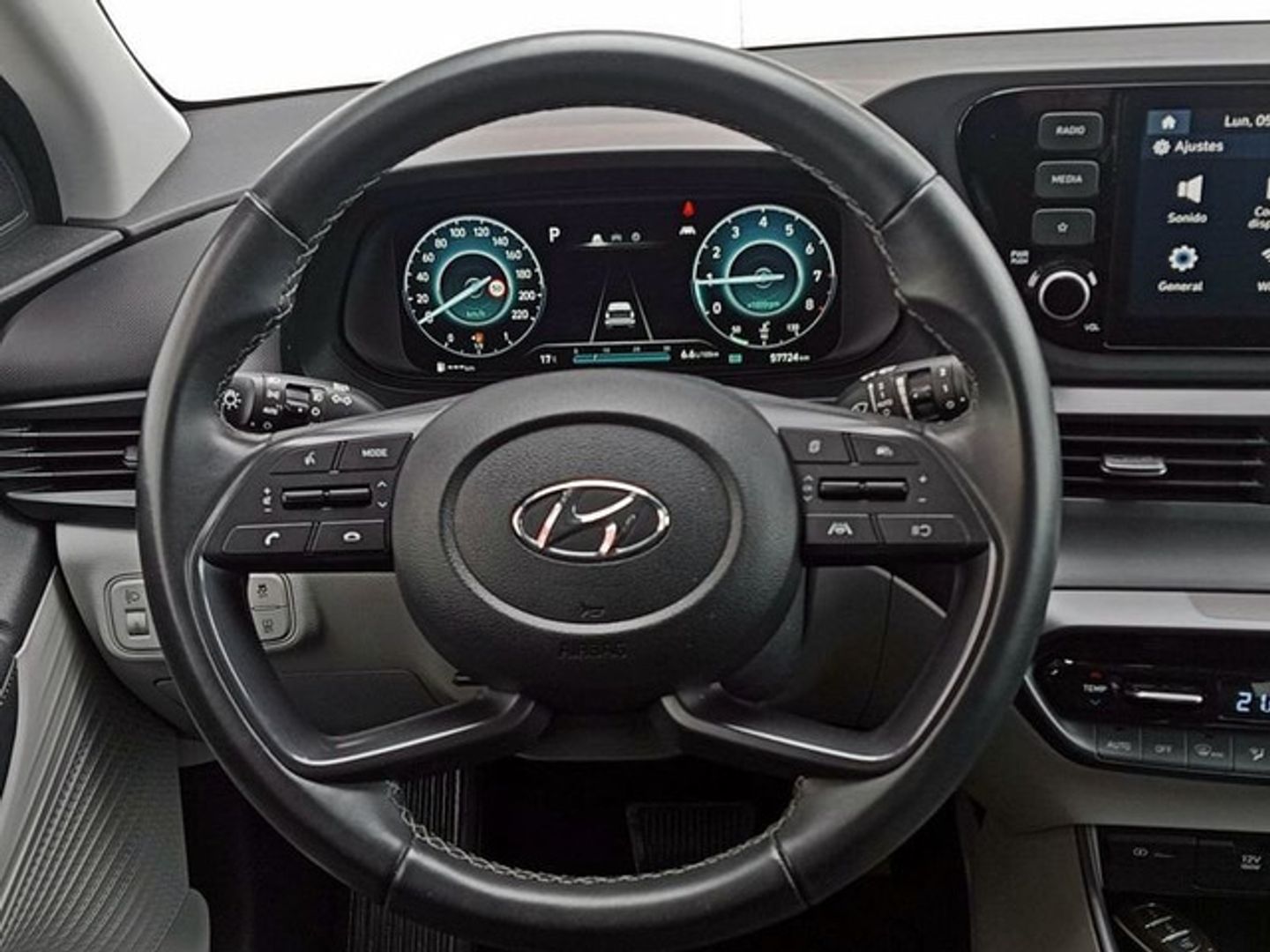 Hyundai i20 1.0 TGDI 48V Tecno DCT 74 kW (100 CV) Rojo Compact