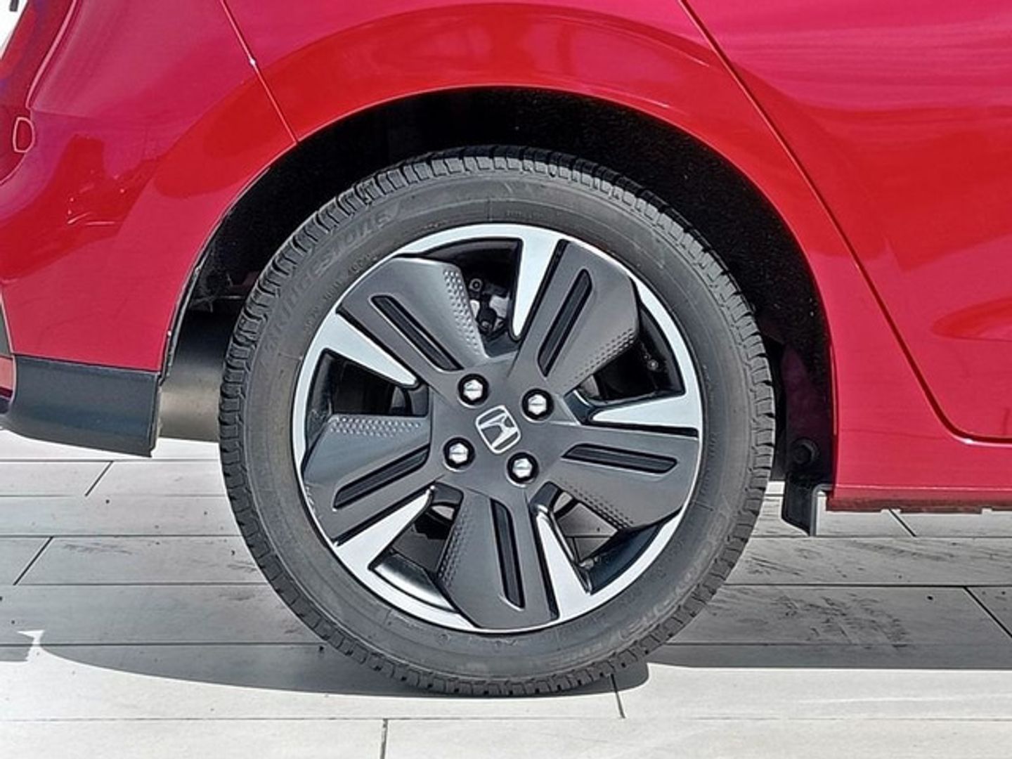 Honda Jazz 1.5 i-MMD Advance 90 kW (122 CV) Rojo Sedan