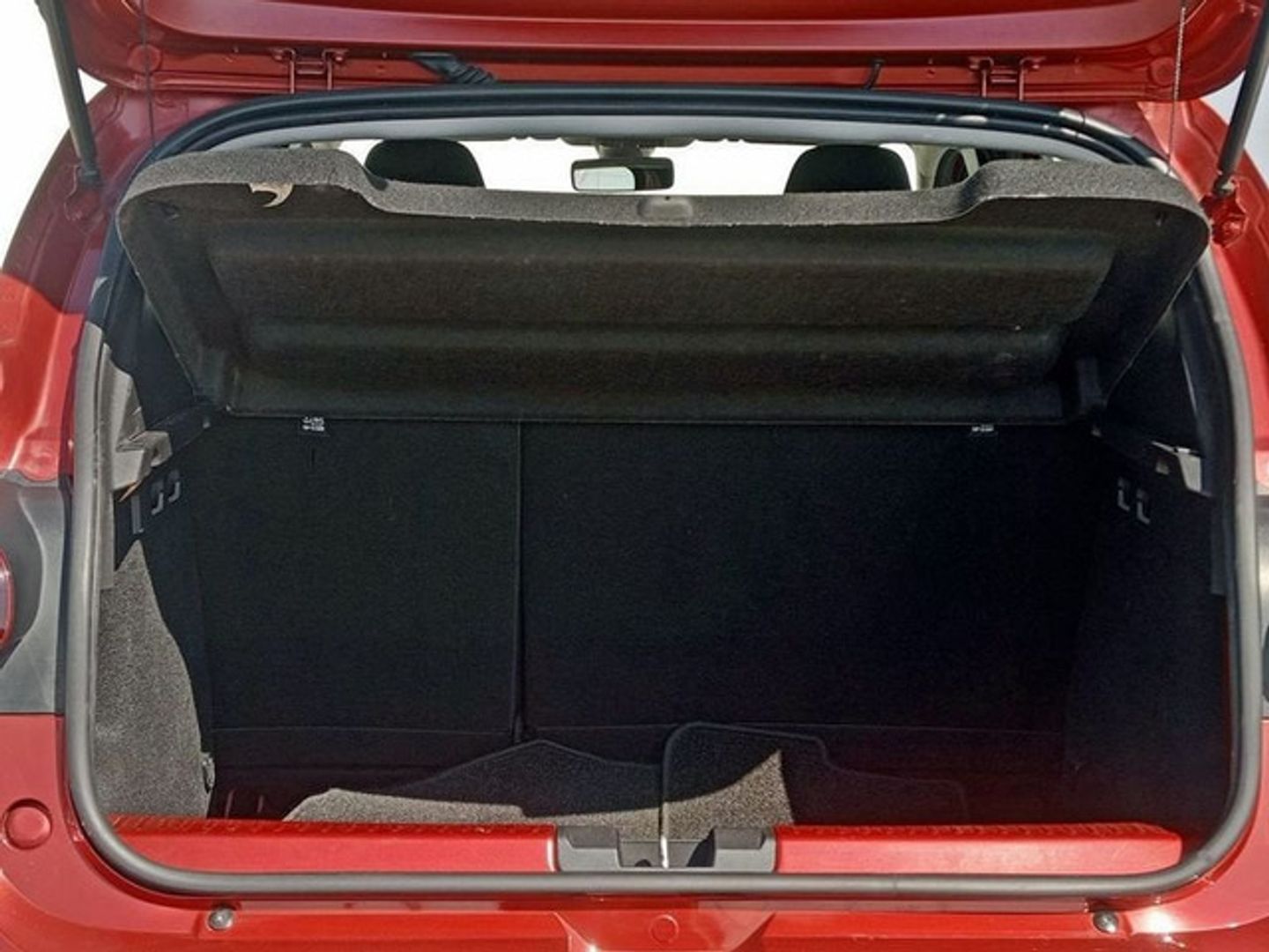 Dacia Sandero Stepway Comfort ECO-G 74 kW (101 CV) Rojo Compact