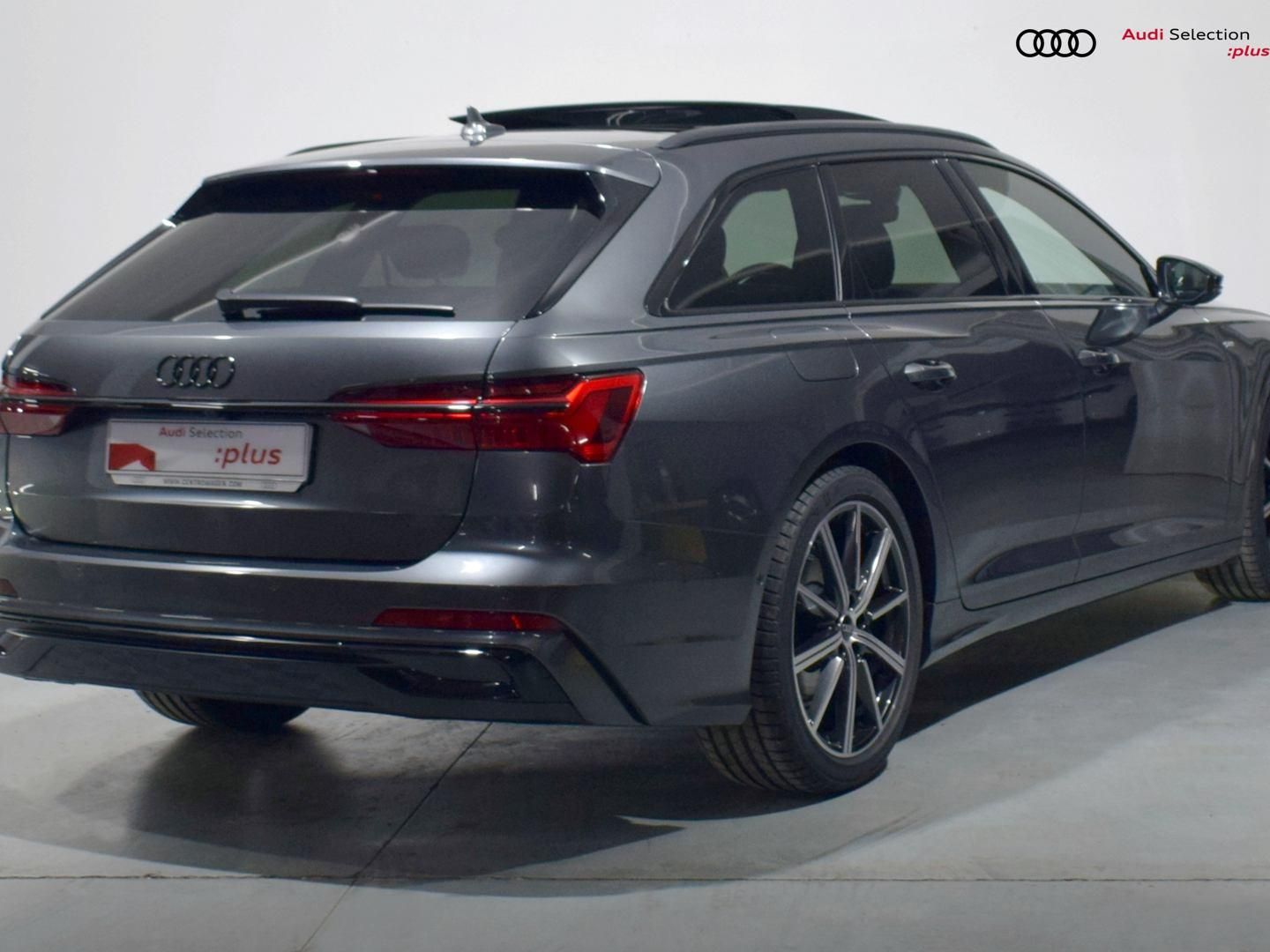 Audi A6 Avant Black line 40 TDI 150 kW (204 CV) S tronic Gris Familiar