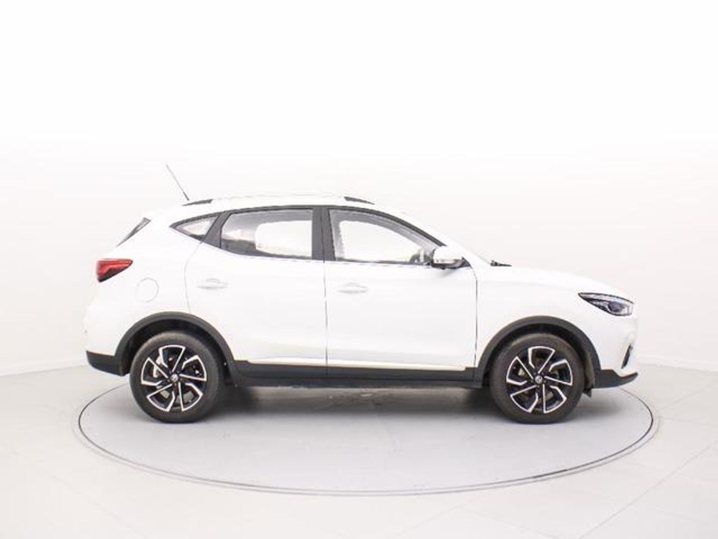 MG ZS 1.5 Luxury 78 kW (106 CV)