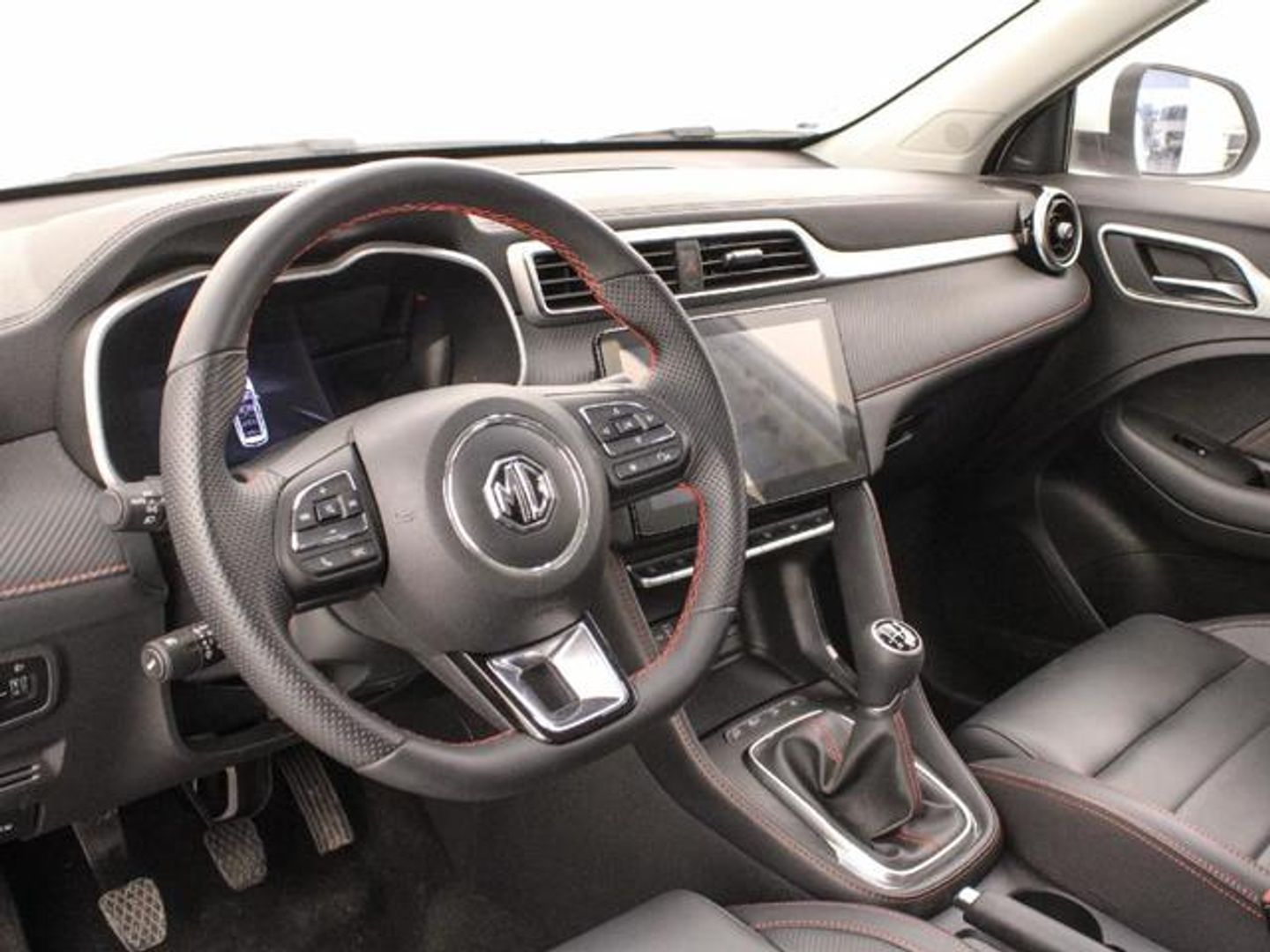 MG ZS 1.5 Luxury 78 kW (106 CV)