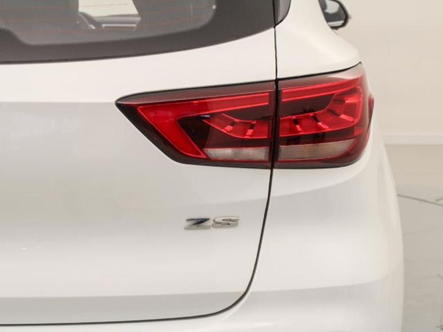 MG ZS 1.5 Luxury 78 kW (106 CV)