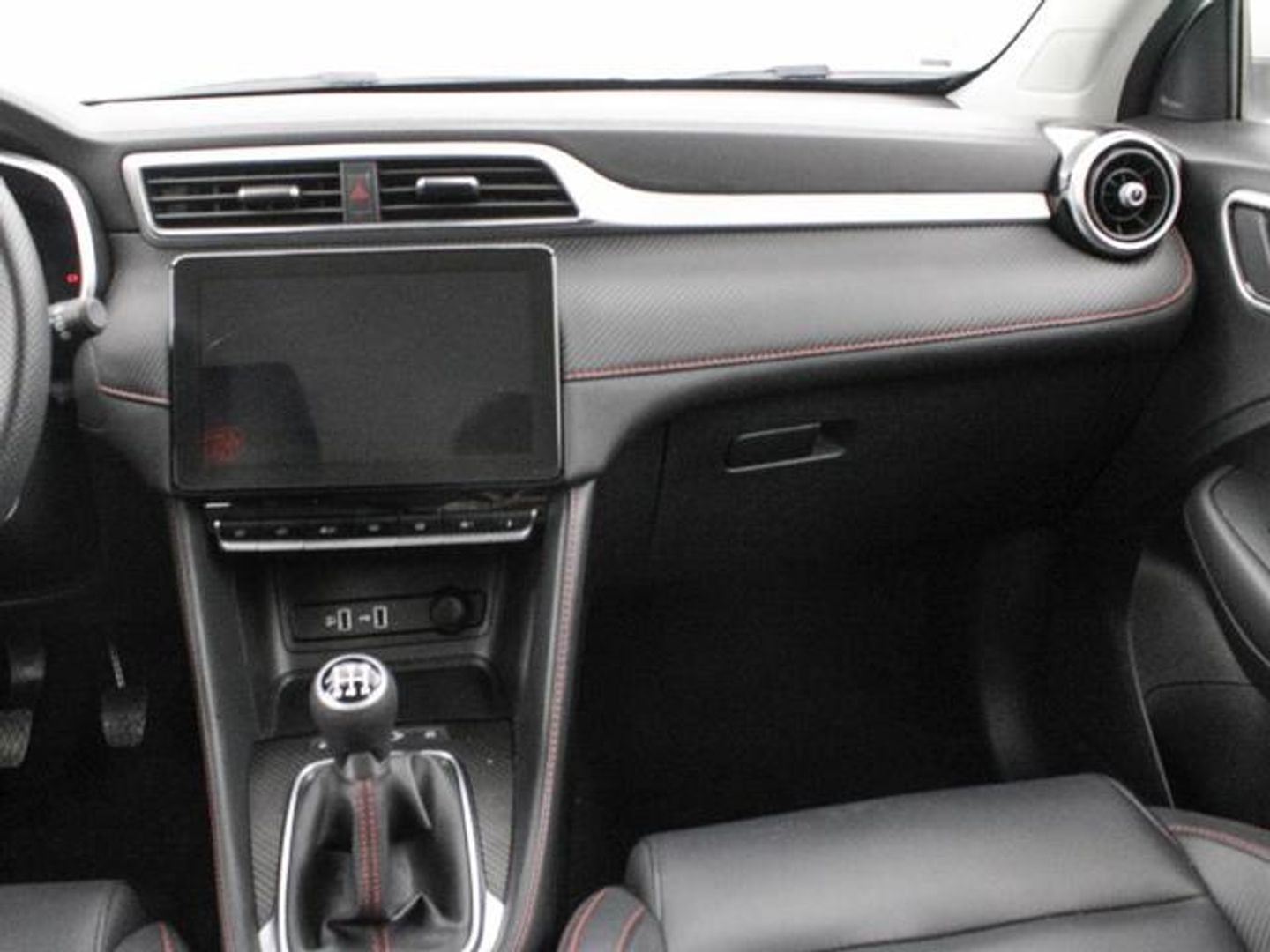 MG ZS 1.5 Luxury 78 kW (106 CV)
