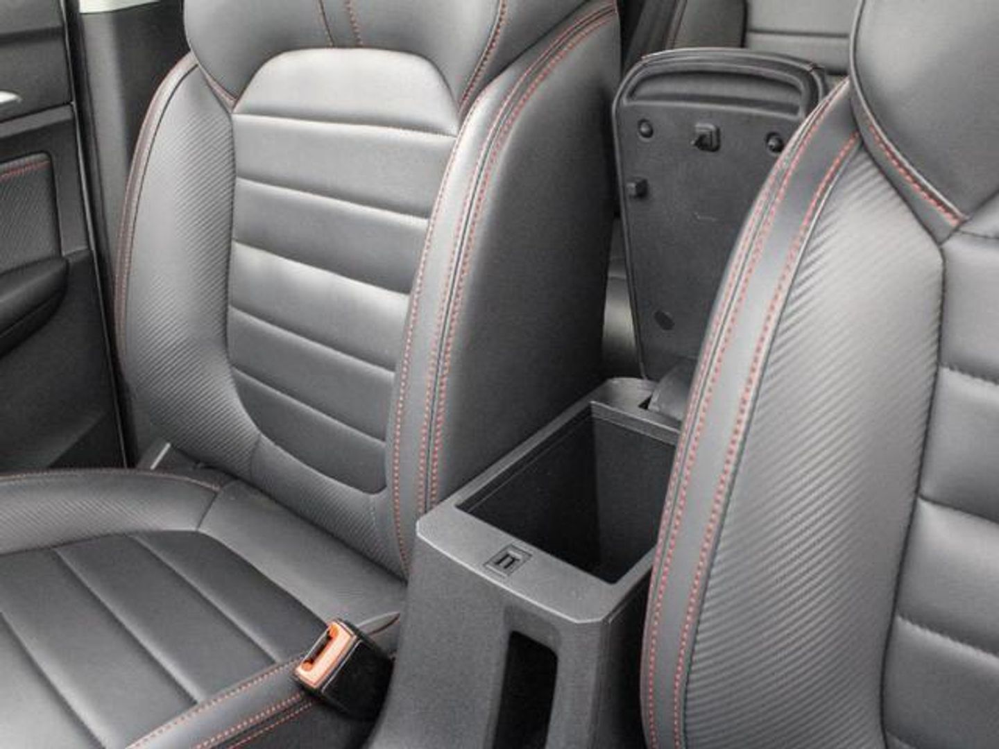 MG ZS 1.5 Luxury 78 kW (106 CV)