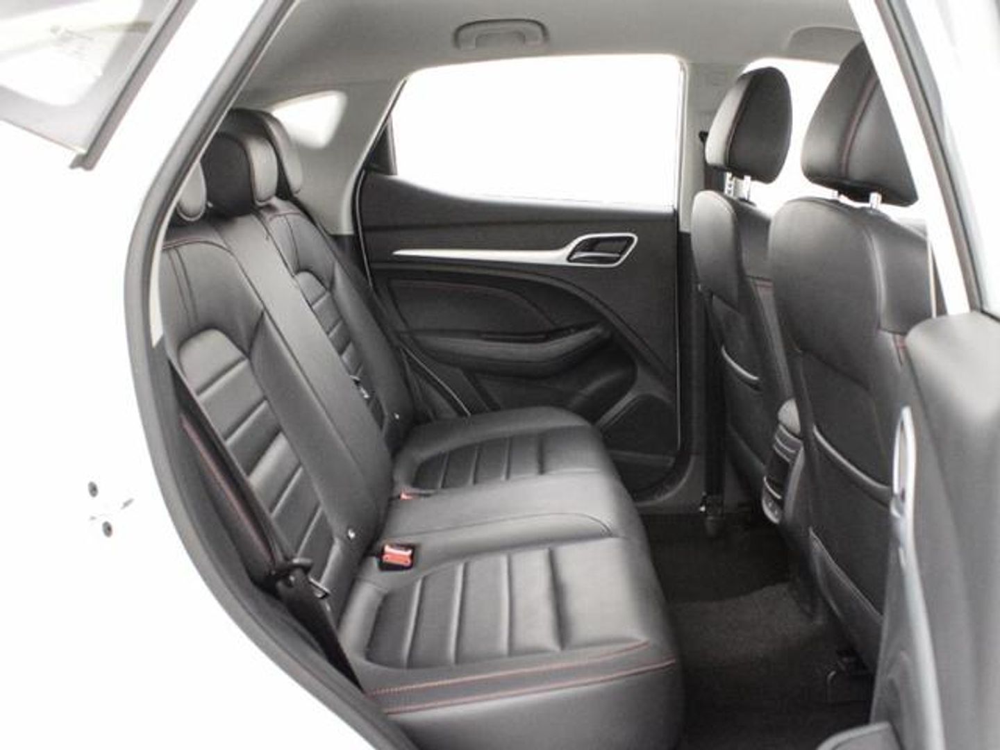 MG ZS 1.5 Luxury 78 kW (106 CV)