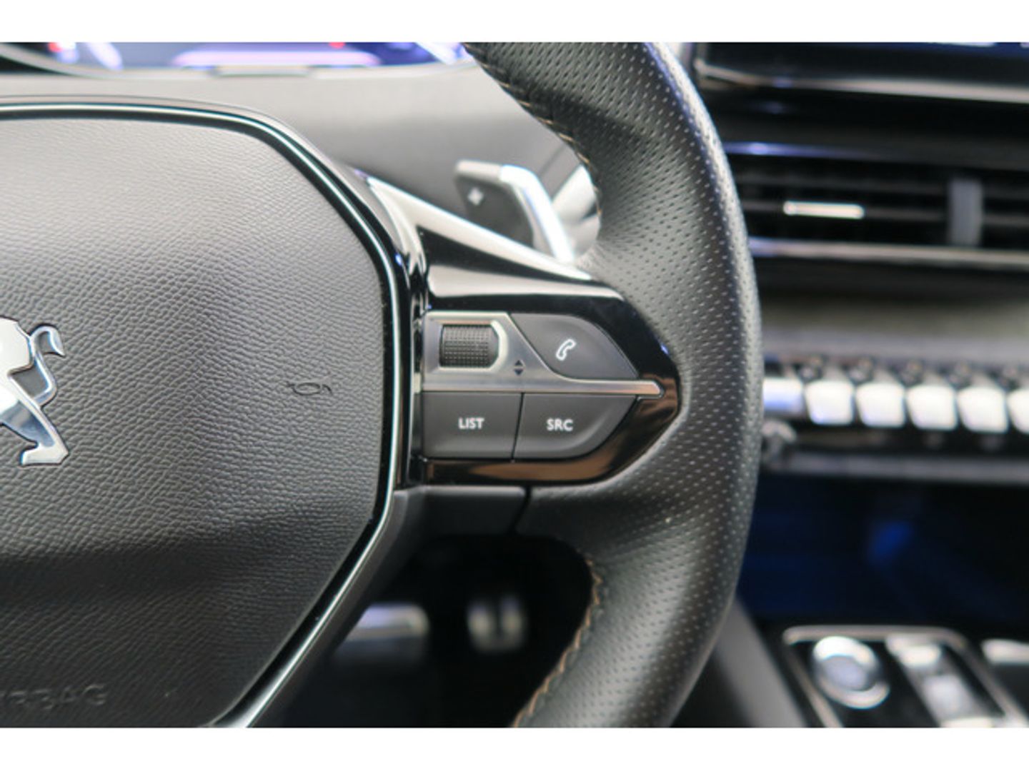 Peugeot 3008 BlueHDi 130 S&S GT EAT8 96 kW (130 CV)