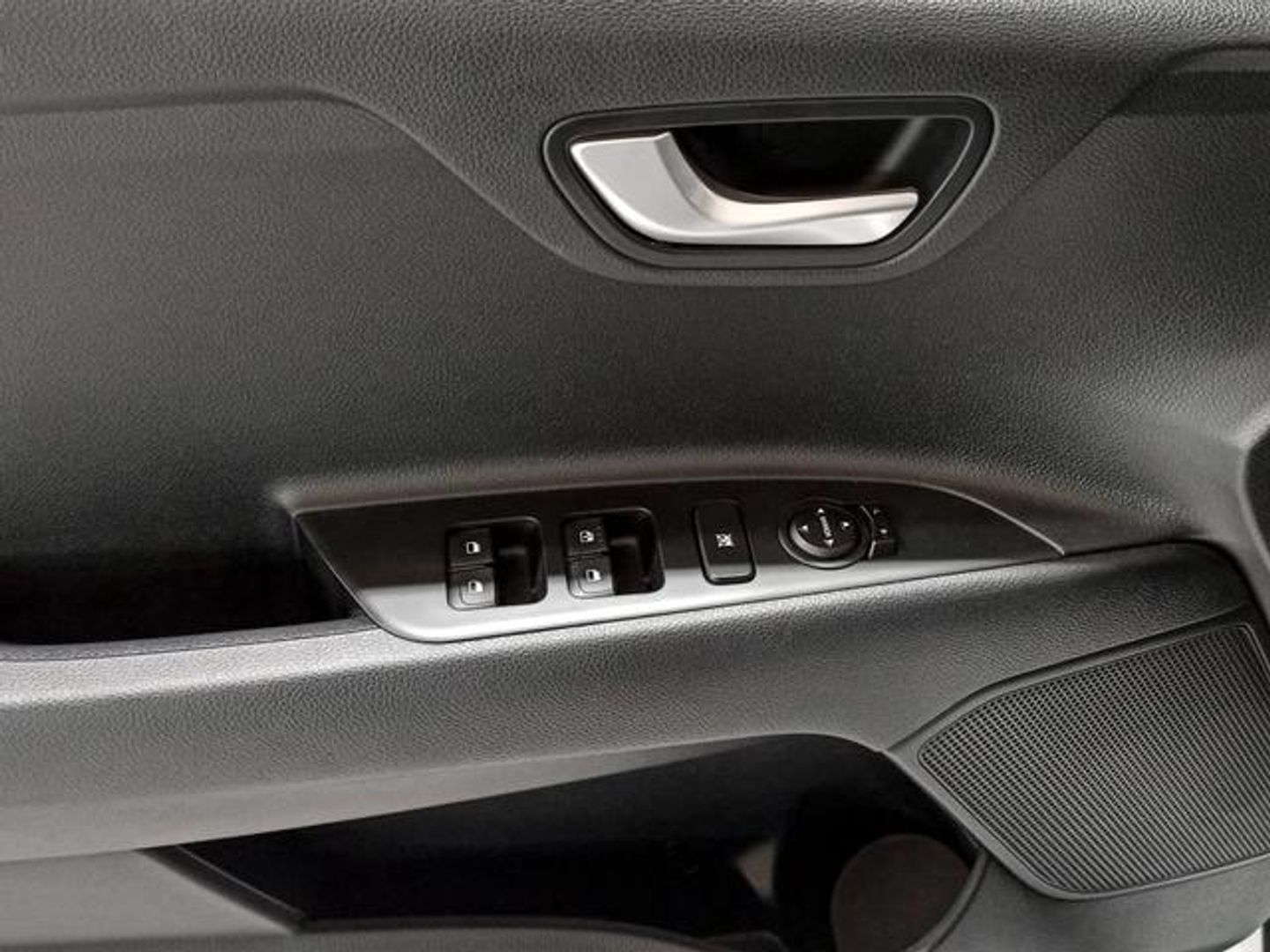 Kia Stonic 1.0 T-GDi MHEV MT Concept 74 kW (100 CV)