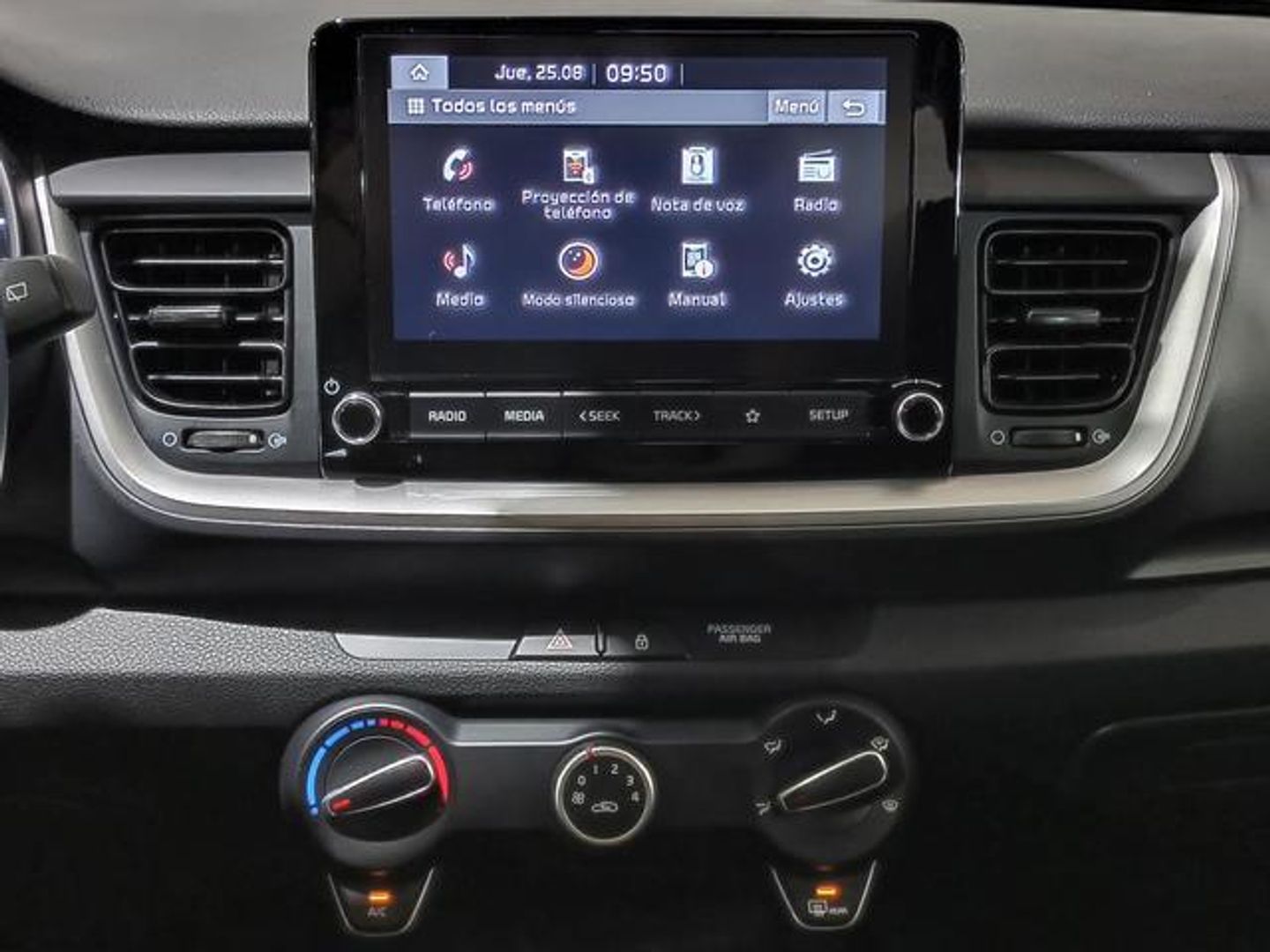 Kia Stonic 1.0 T-GDi MHEV MT Concept 74 kW (100 CV)