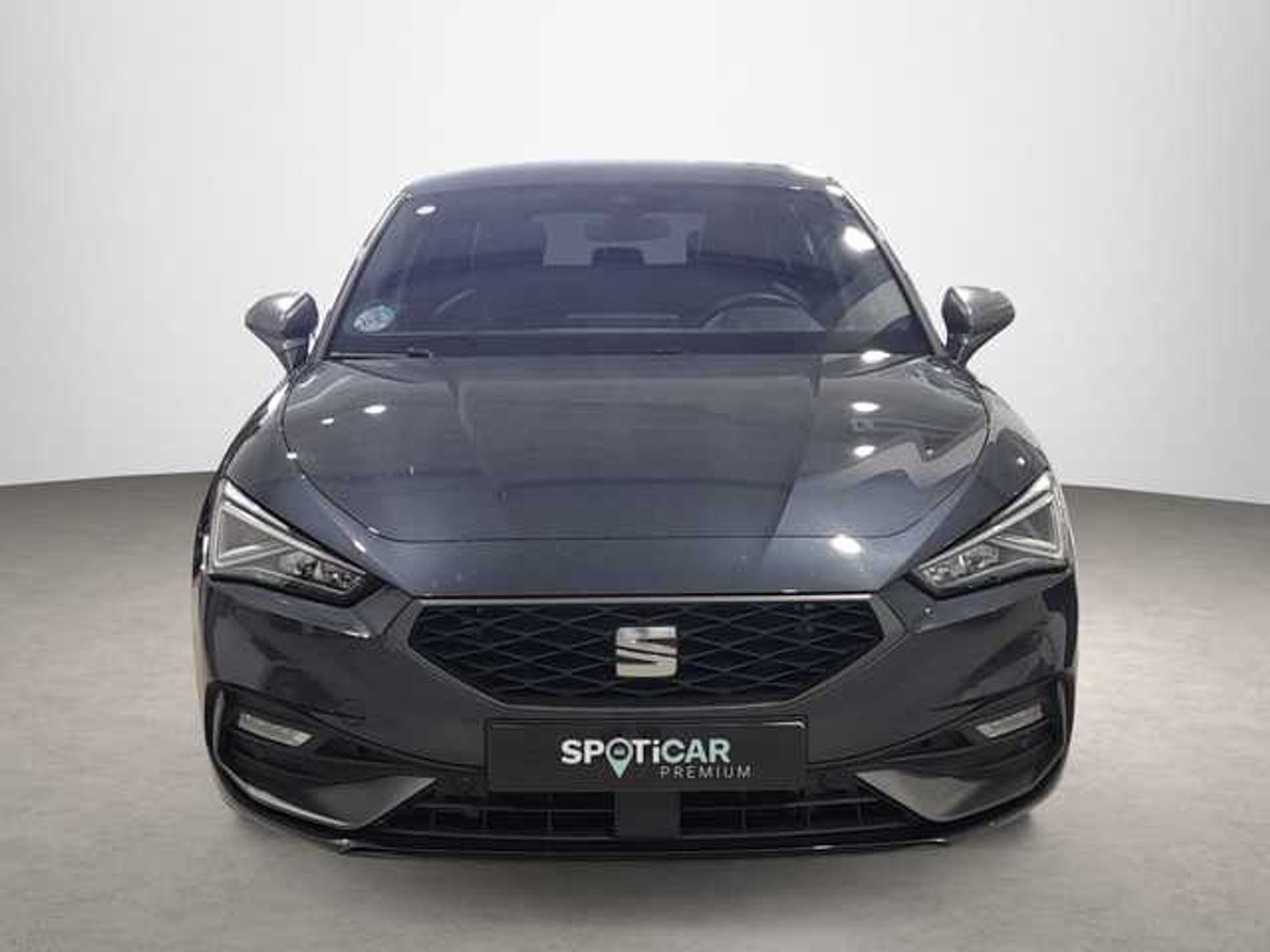 SEAT León 1.0 eTSI S&S FR 25 Aniversario DSG 81 kW (110 CV) Gris Sedan