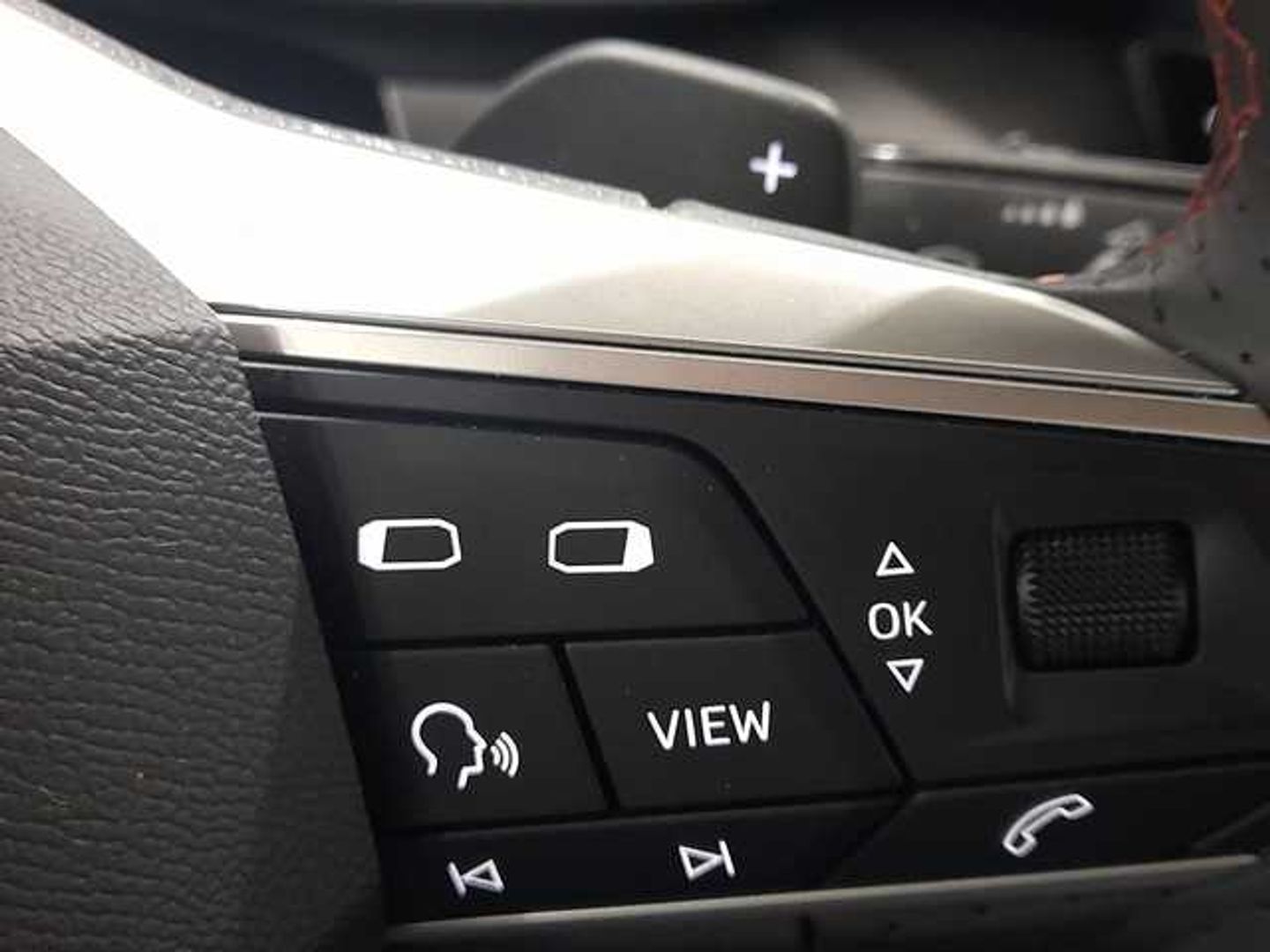 SEAT León 1.0 eTSI S&S FR 25 Aniversario DSG 81 kW (110 CV) Gris Sedan