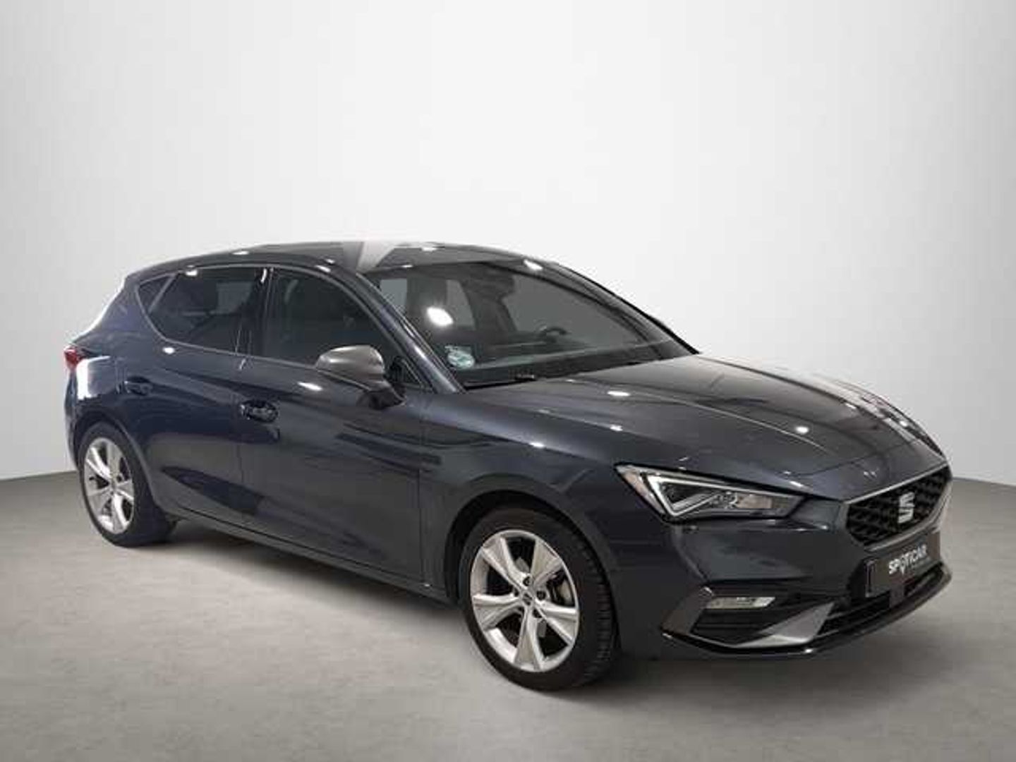 SEAT León 1.0 eTSI S&S FR 25 Aniversario DSG 81 kW (110 CV) Gris Sedan