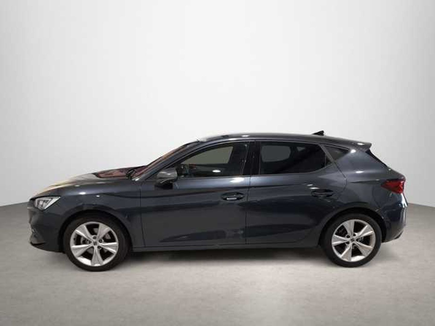 SEAT León 1.0 eTSI S&S FR 25 Aniversario DSG 81 kW (110 CV) Gris Sedan