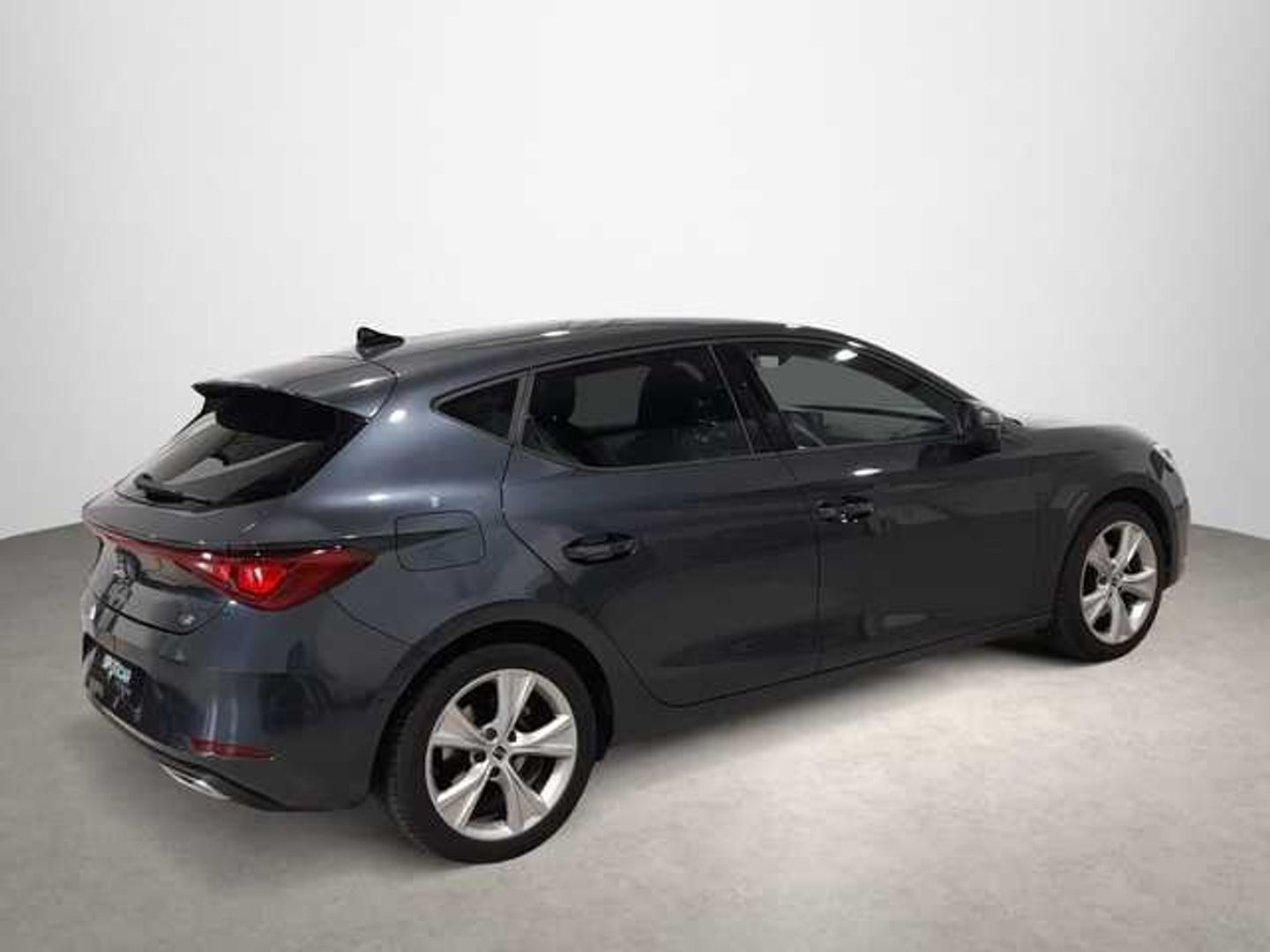 SEAT León 1.0 eTSI S&S FR 25 Aniversario DSG 81 kW (110 CV) Gris Sedan
