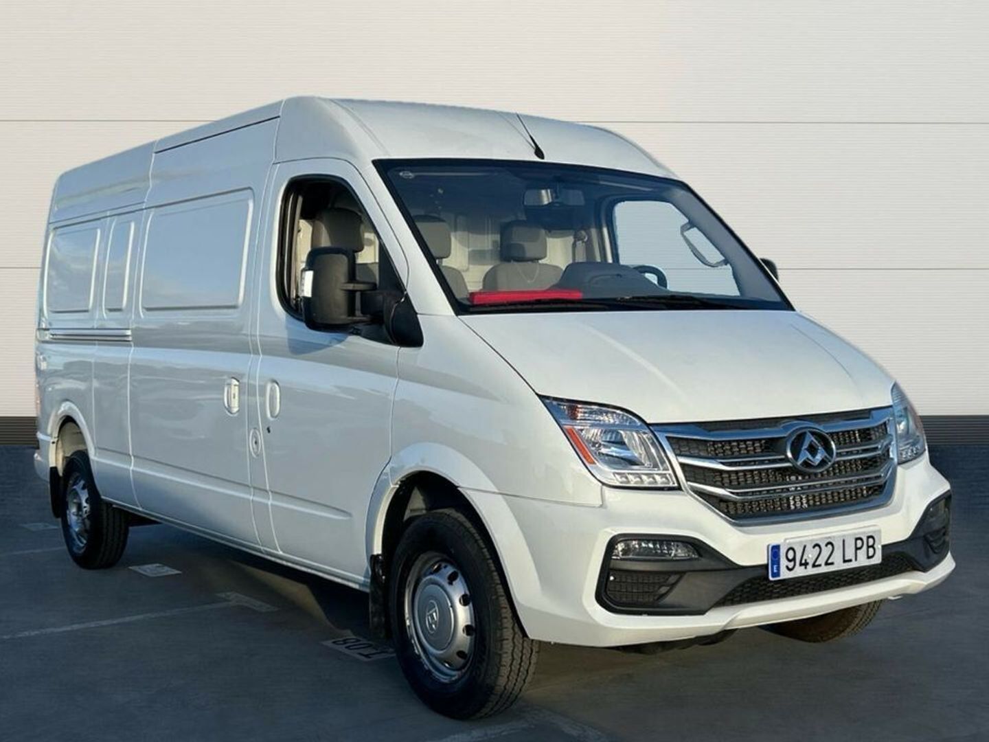 MAXUS V80 2.5 dCi L2 H2 98 kW (133 CV) Blanco Industrial
