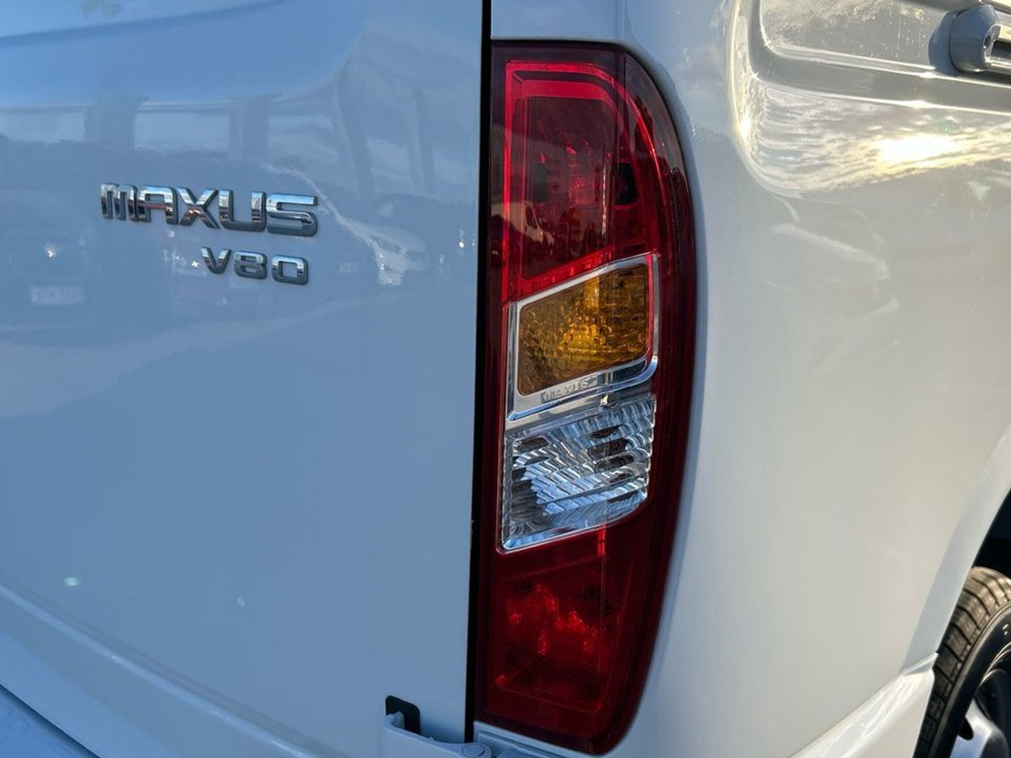 MAXUS V80 2.5 dCi L2 H2 98 kW (133 CV) Blanco Industrial