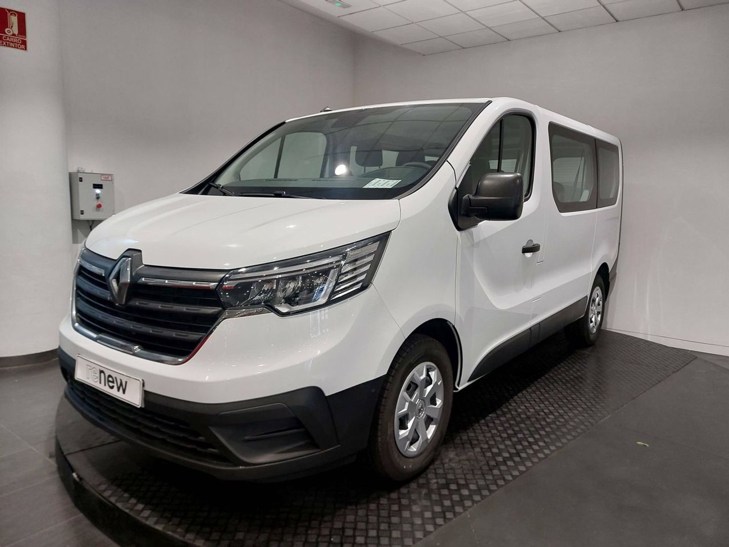 Renault Trafic Authentic Energy Blue dCi 81 kW (110 CV) Blanco Minivan