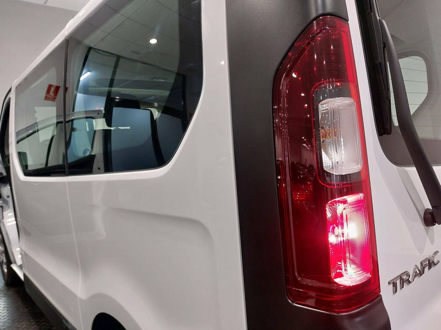 Renault Trafic Authentic Energy Blue dCi 81 kW (110 CV)
