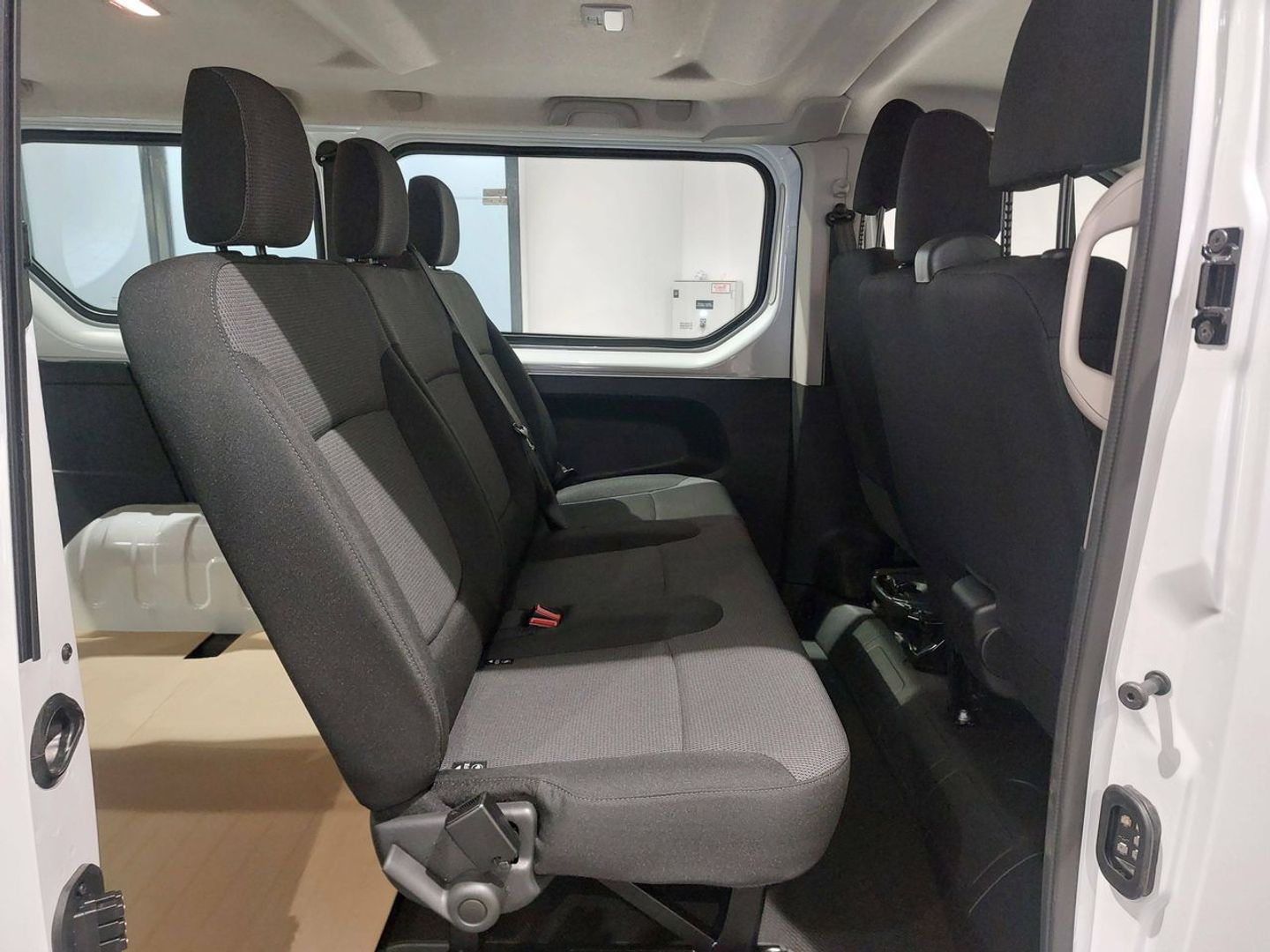Renault Trafic Authentic Energy Blue dCi 81 kW (110 CV)