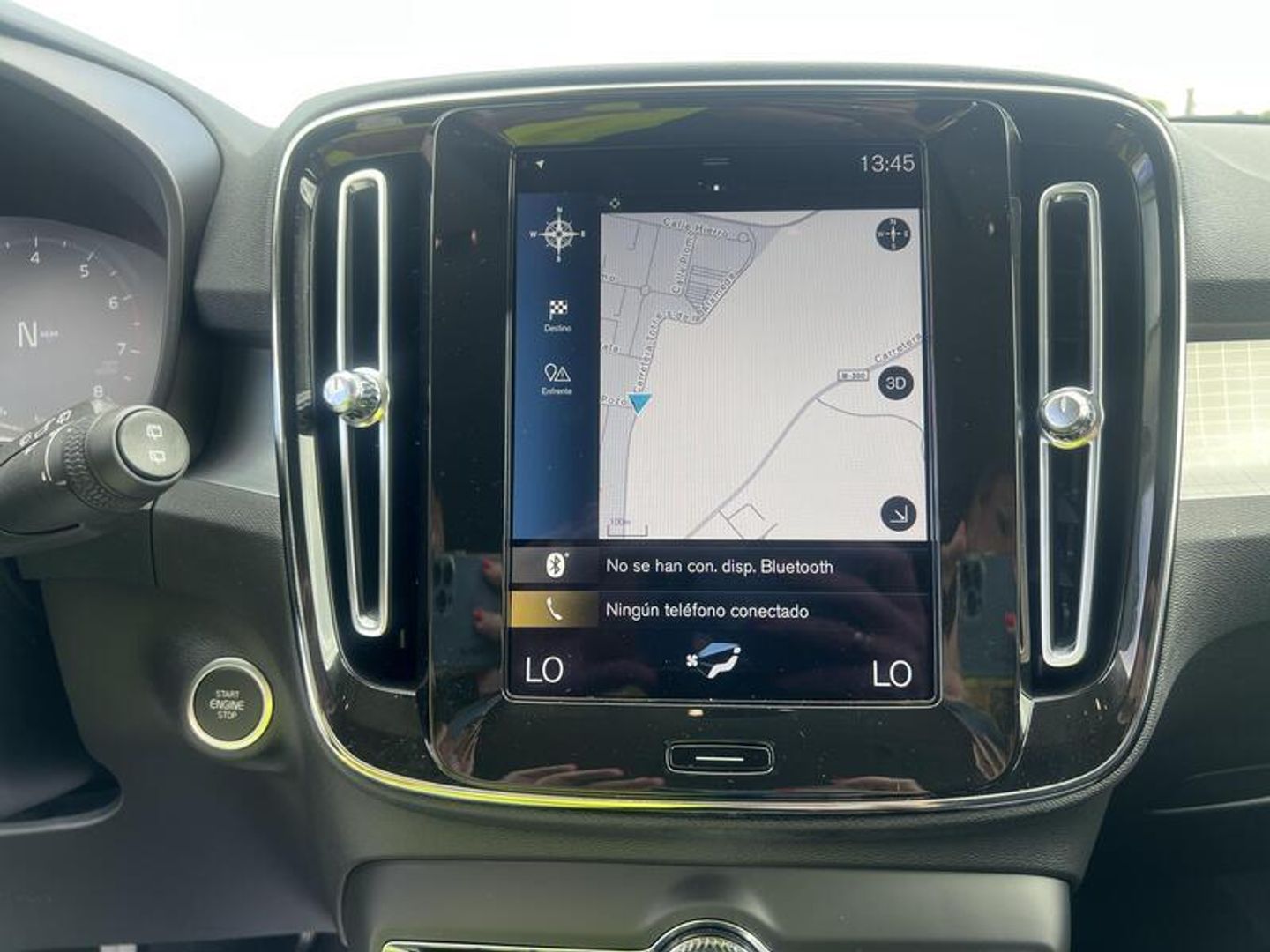 Volvo XC40 T2 Momentum Pro 95 kW (129 CV) Blanco All Terrain / Pick-up