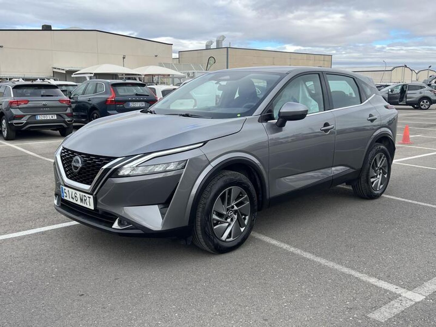 Nissan Qashqai DIG-T 158 mHEV Acenta Xtronic 116 kW (158 CV) Gris SUV