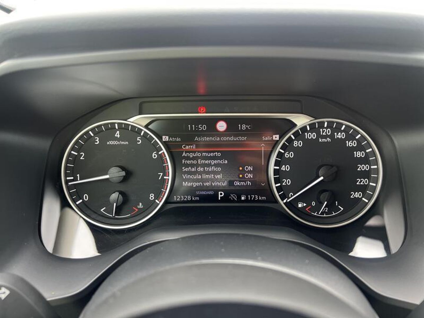 Nissan Qashqai DIG-T 158 mHEV Acenta Xtronic 116 kW (158 CV) Gris SUV